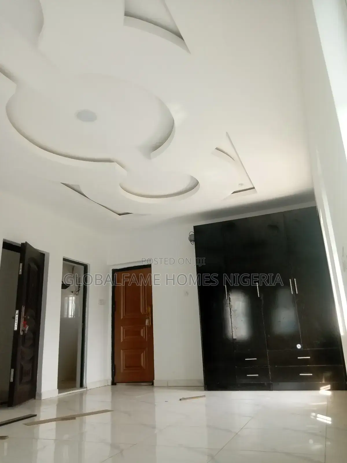 5bdrm Duplex in Bethel Court Estate, Lakowe for sale in Lakowe