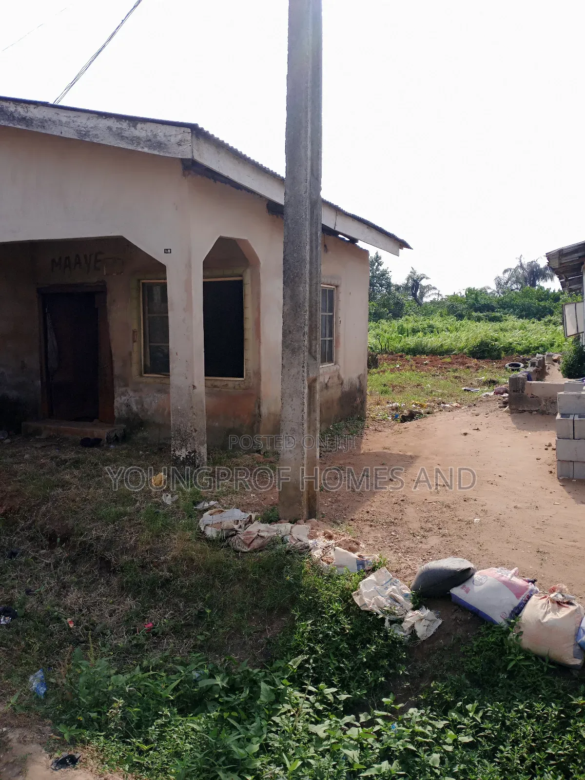 Halfplot of Land at Fatoki Isuti Road Igando in Igando / Ikotun/Igando