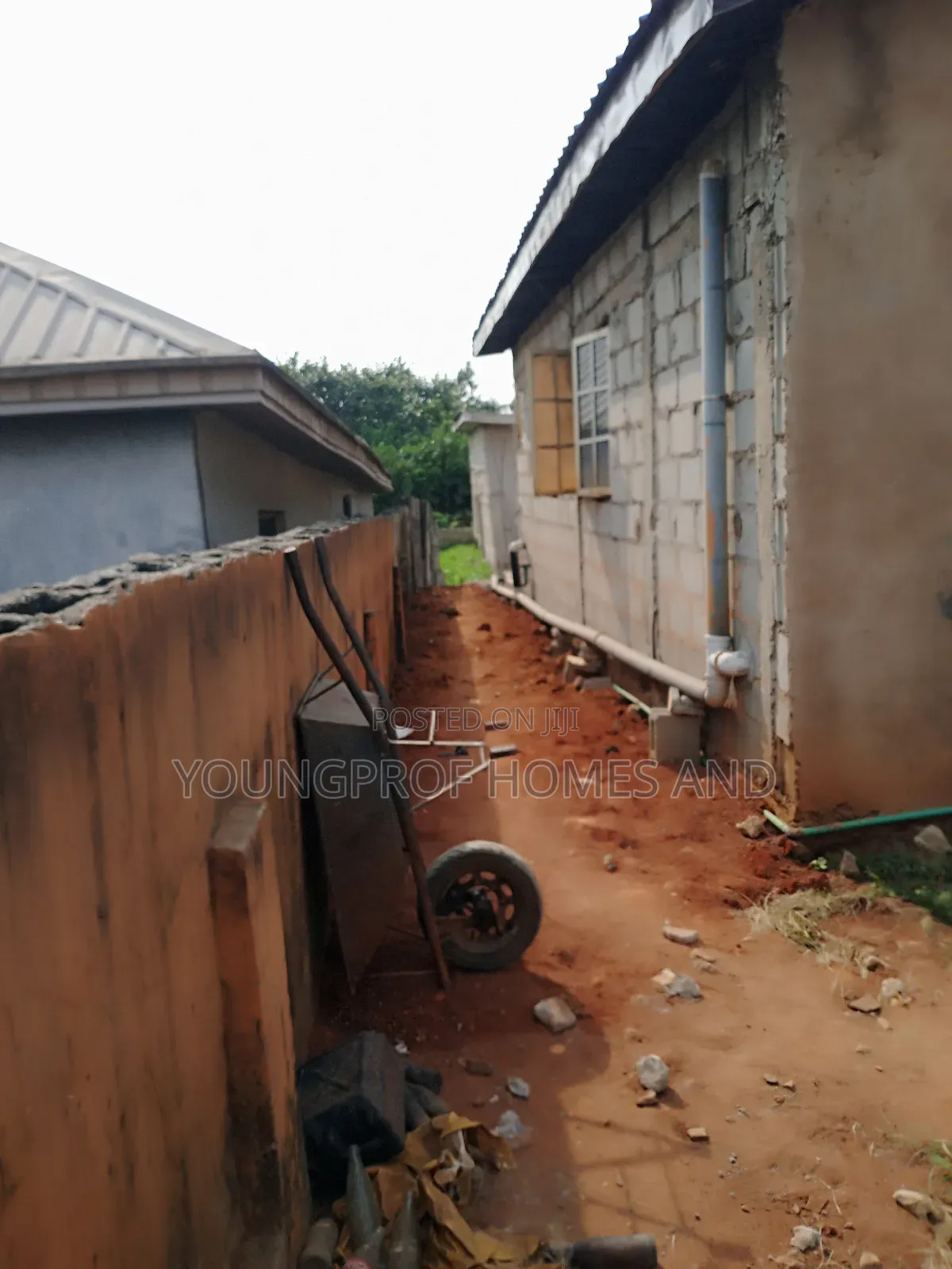 3bdrm Bungalow in Igando / Ikotun/Igando for sale in Igando / Ikotun/Igando