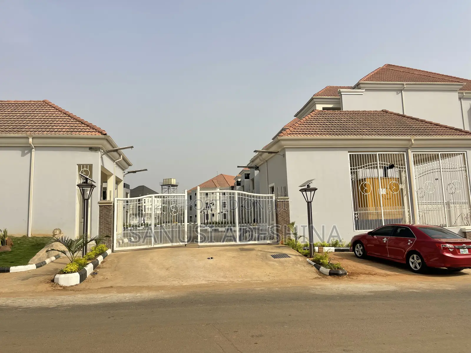 4bdrm Townhouse/Terrace in Fct Abuja Nigerian, Life Camp for sale in Life Camp