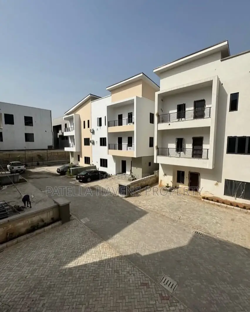With Elegance and Class in Katampe Extension