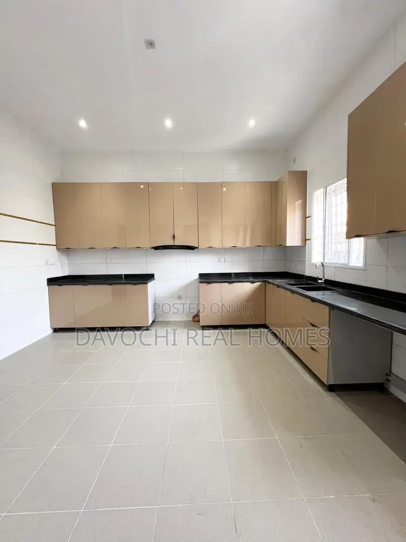 Furnished 5bdrm Duplex in Lekki Phase1 for rent in Lekki Phase 1