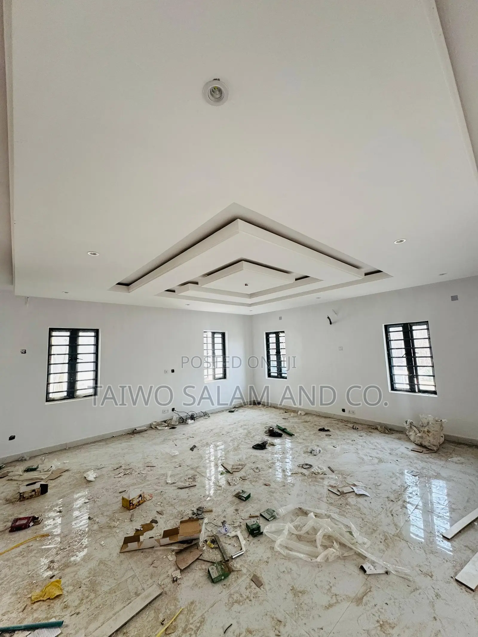 4bdrm Duplex in Basorun for sale in Basorun
