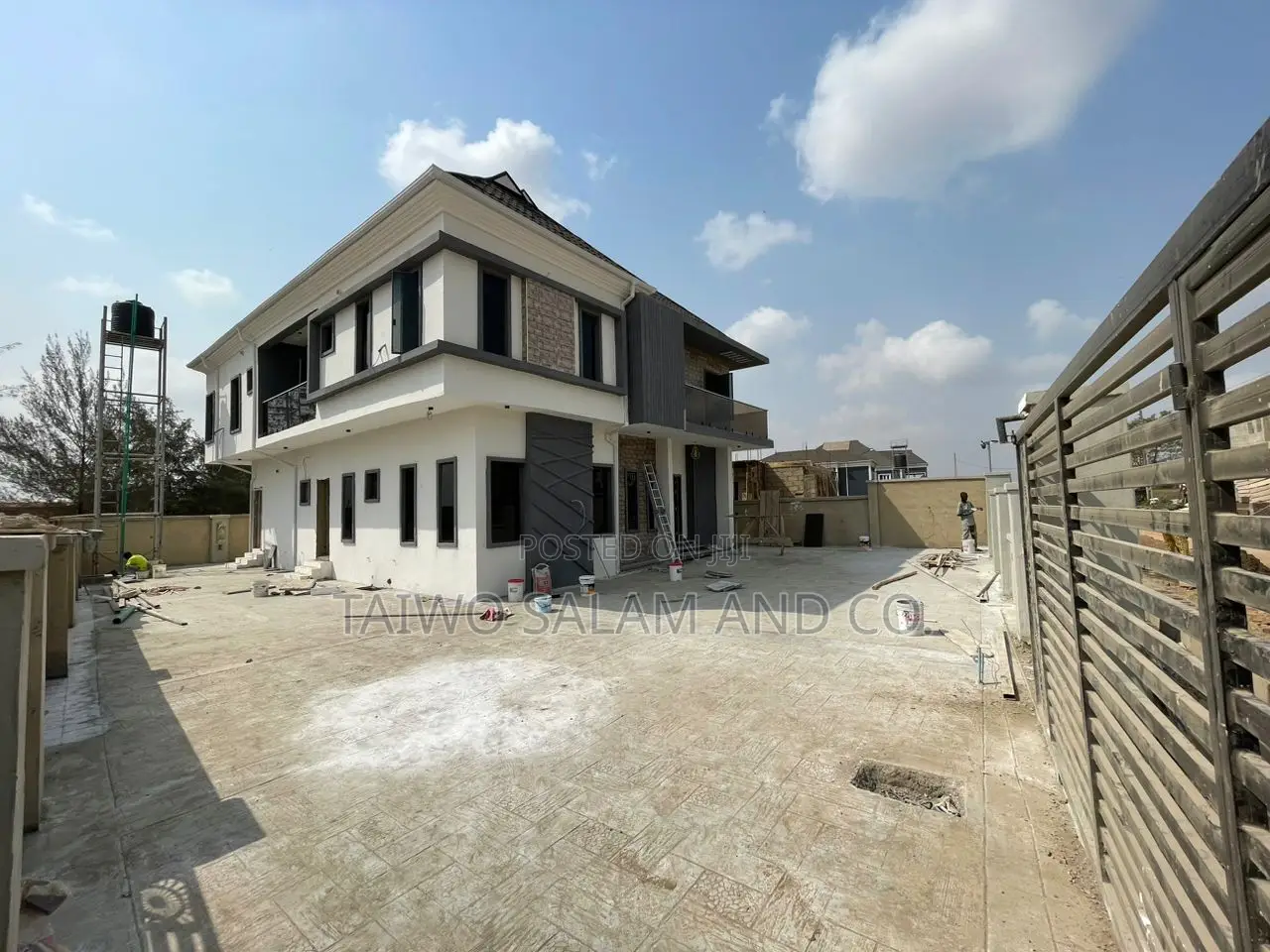 4bdrm Duplex in Akobo for sale in Akobo