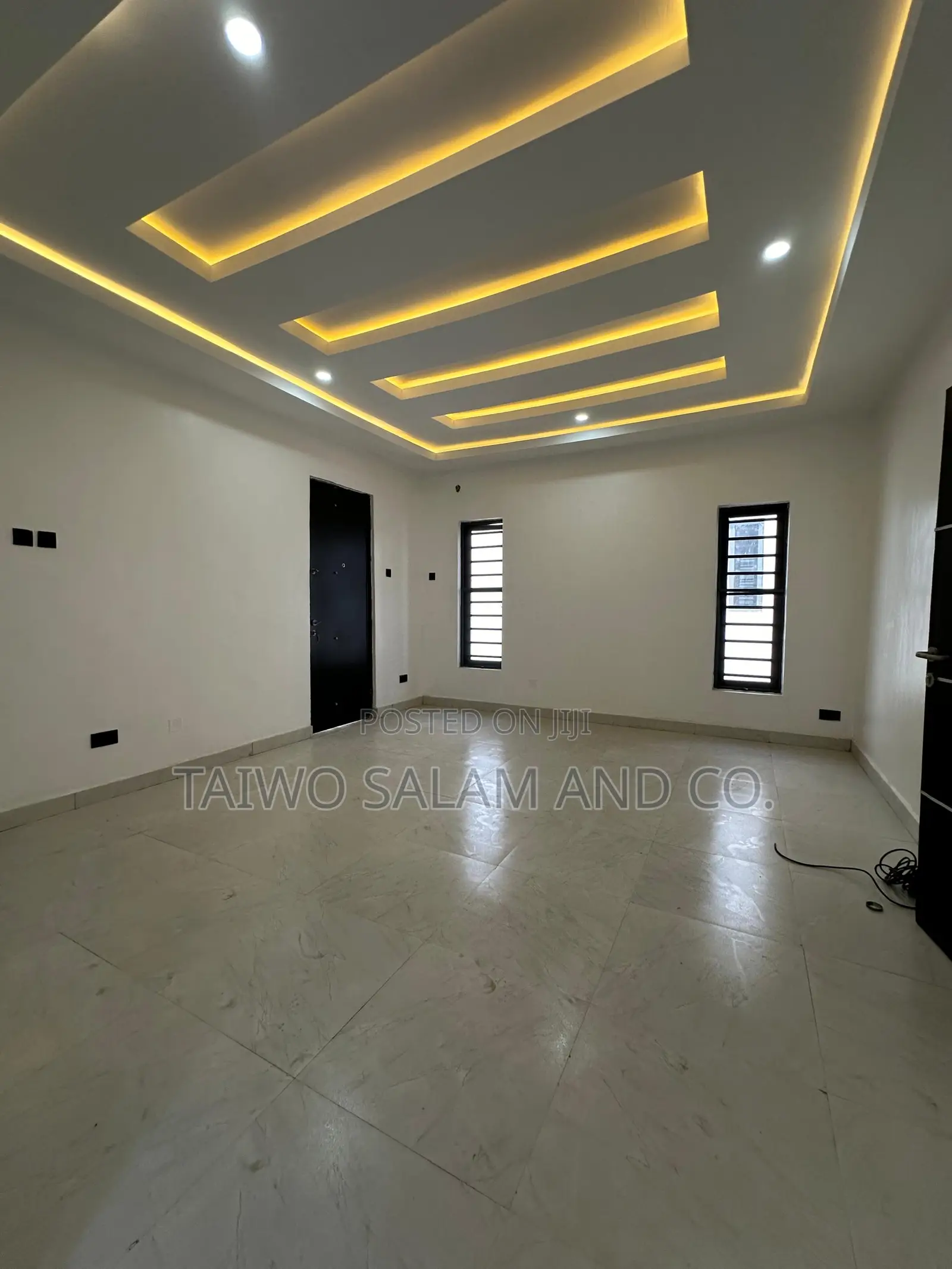 4bdrm Duplex in Basorun for sale in Basorun