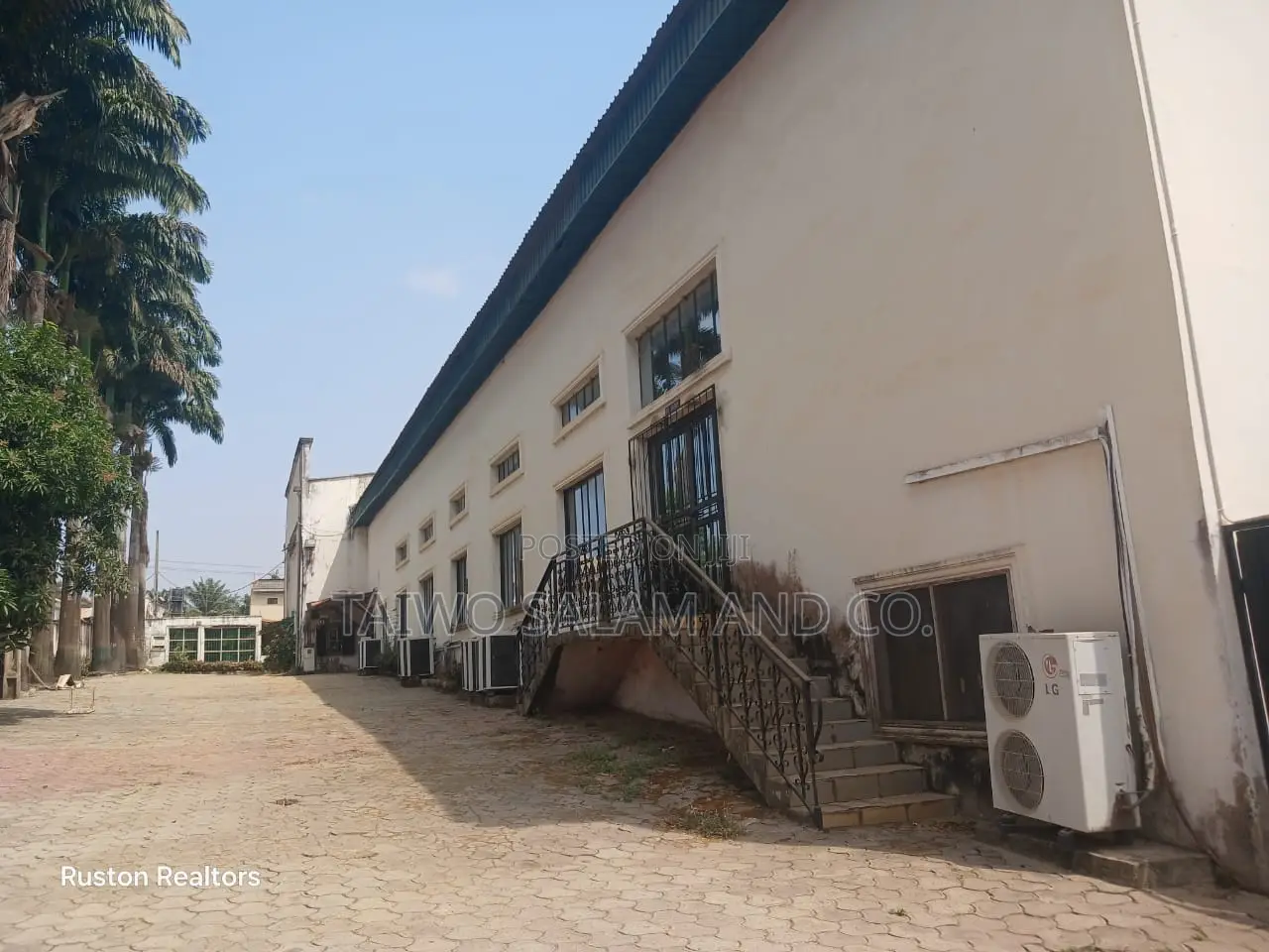 1500 Capacity Event Center Along Jericho Road in Jericho
