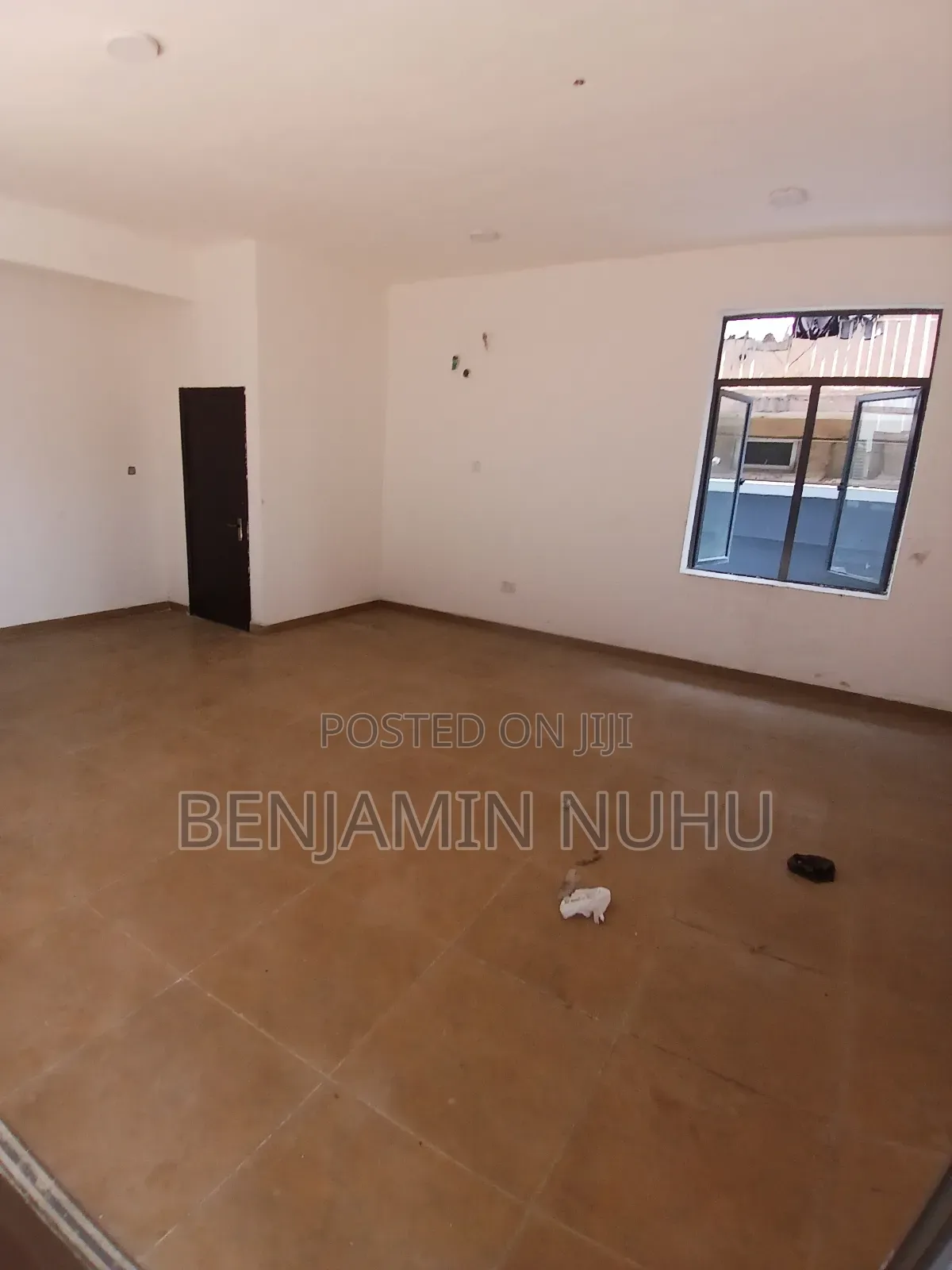 A Newly Built Shop or Office Space for Sale Rent in Lekki Phase 1