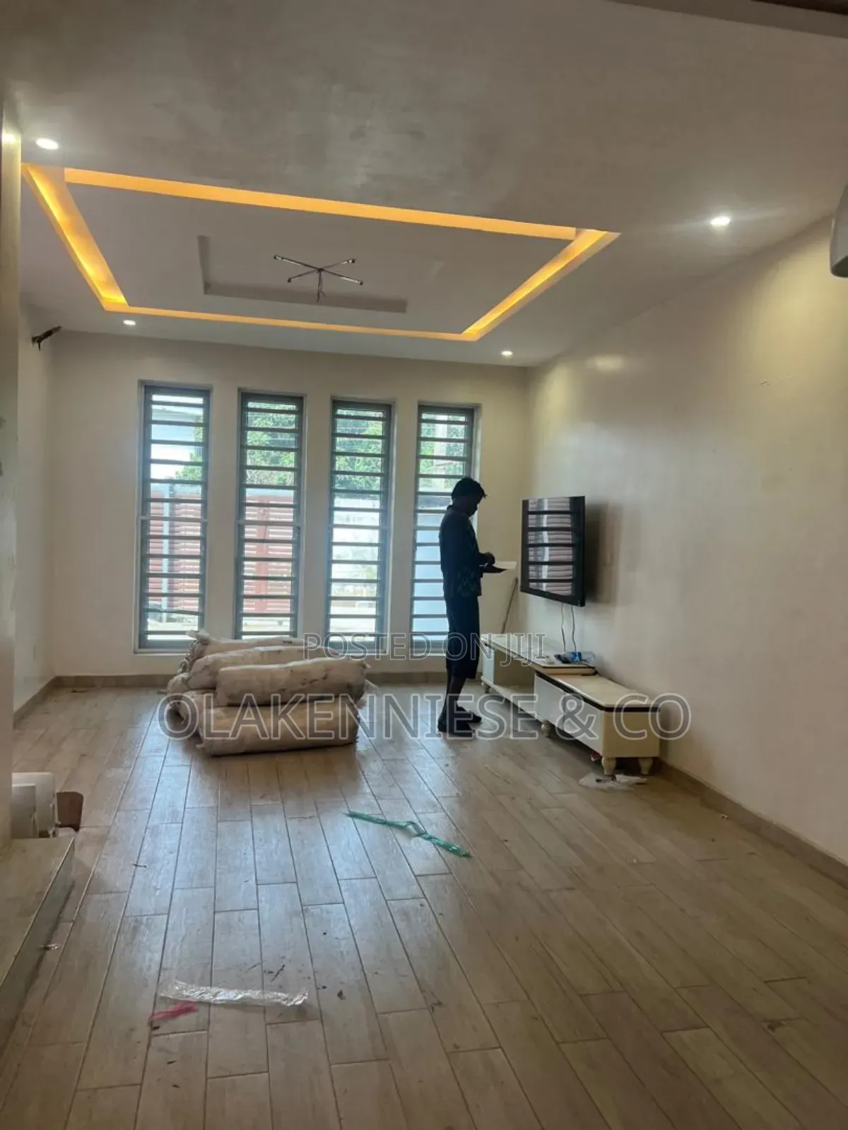 4bdrm Duplex in Ikeja, Adeniyi Jones for sale in Adeniyi Jones