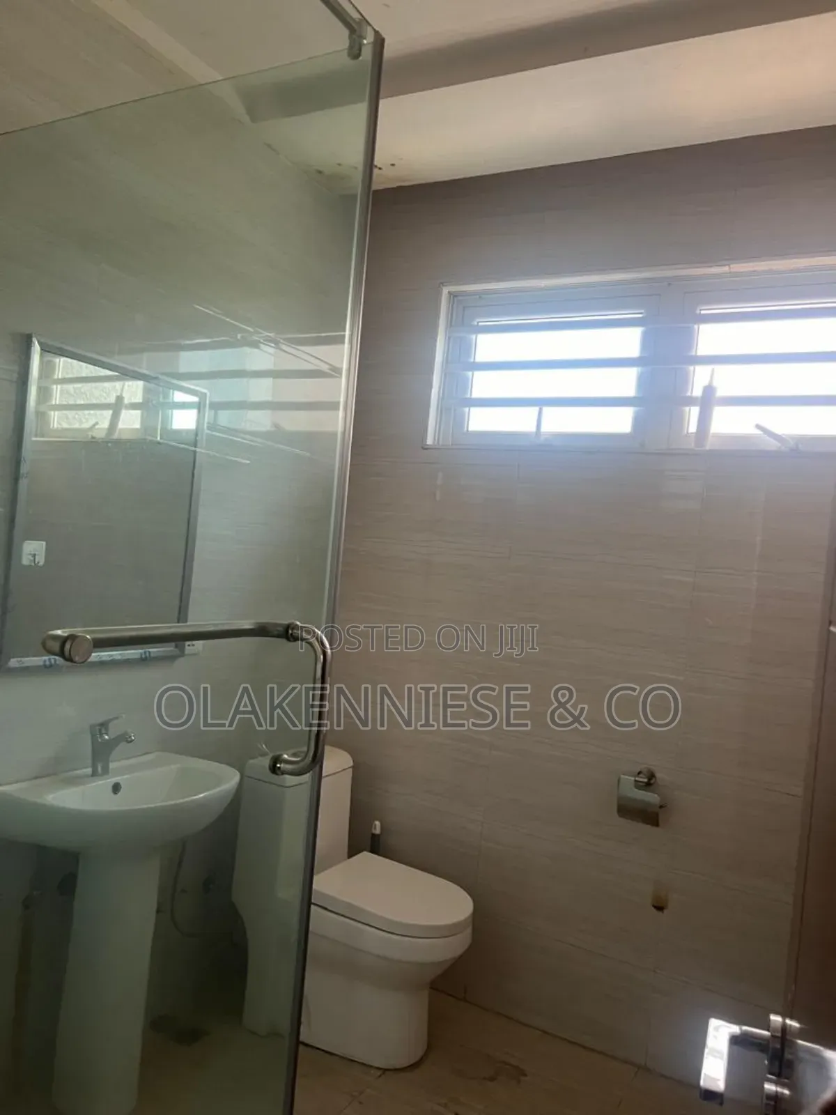 4bdrm Duplex in Ikeja, Adeniyi Jones for sale in Adeniyi Jones