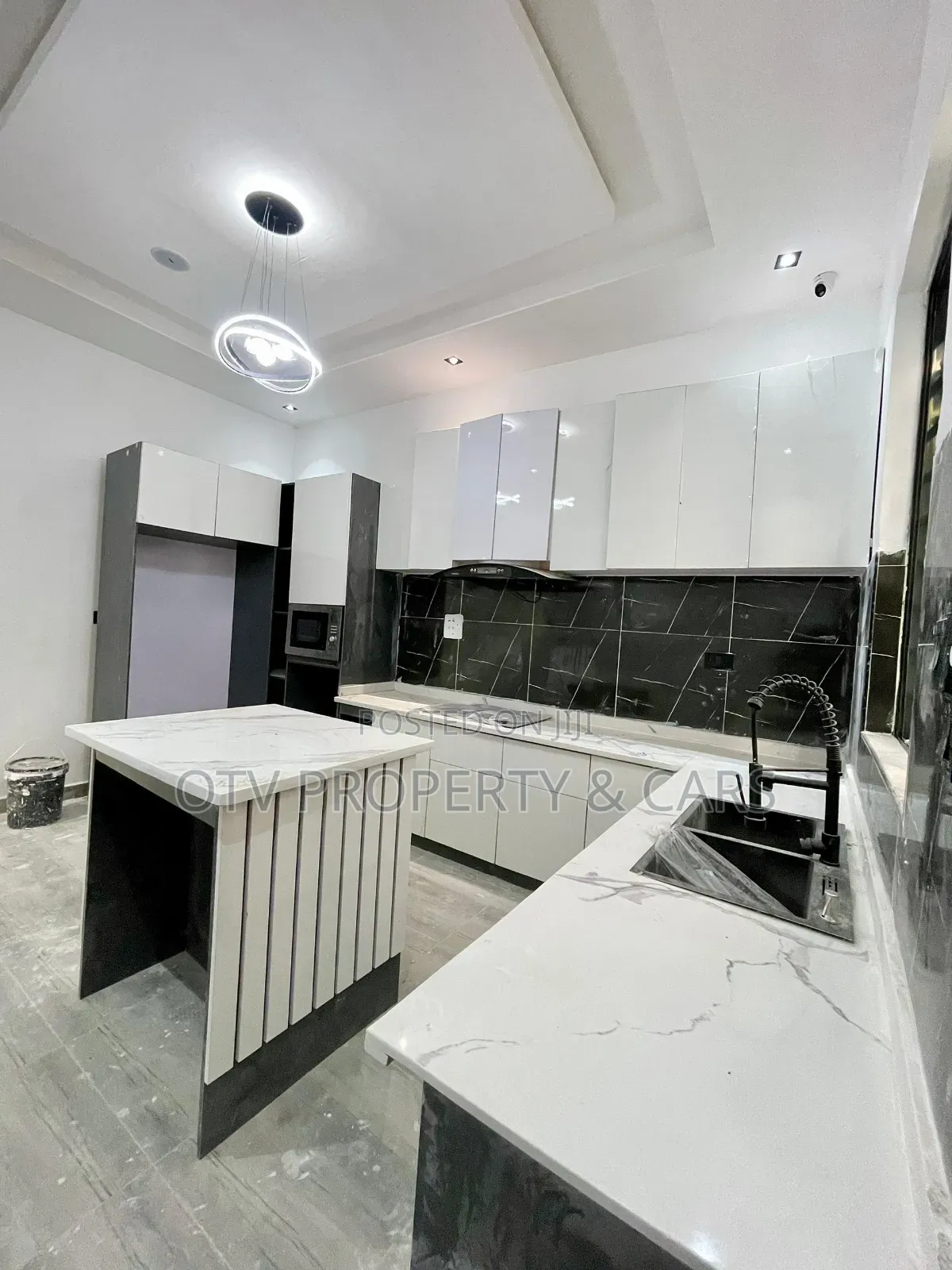 Furnished 5bdrm Duplex in Ajah for sale in Ajah