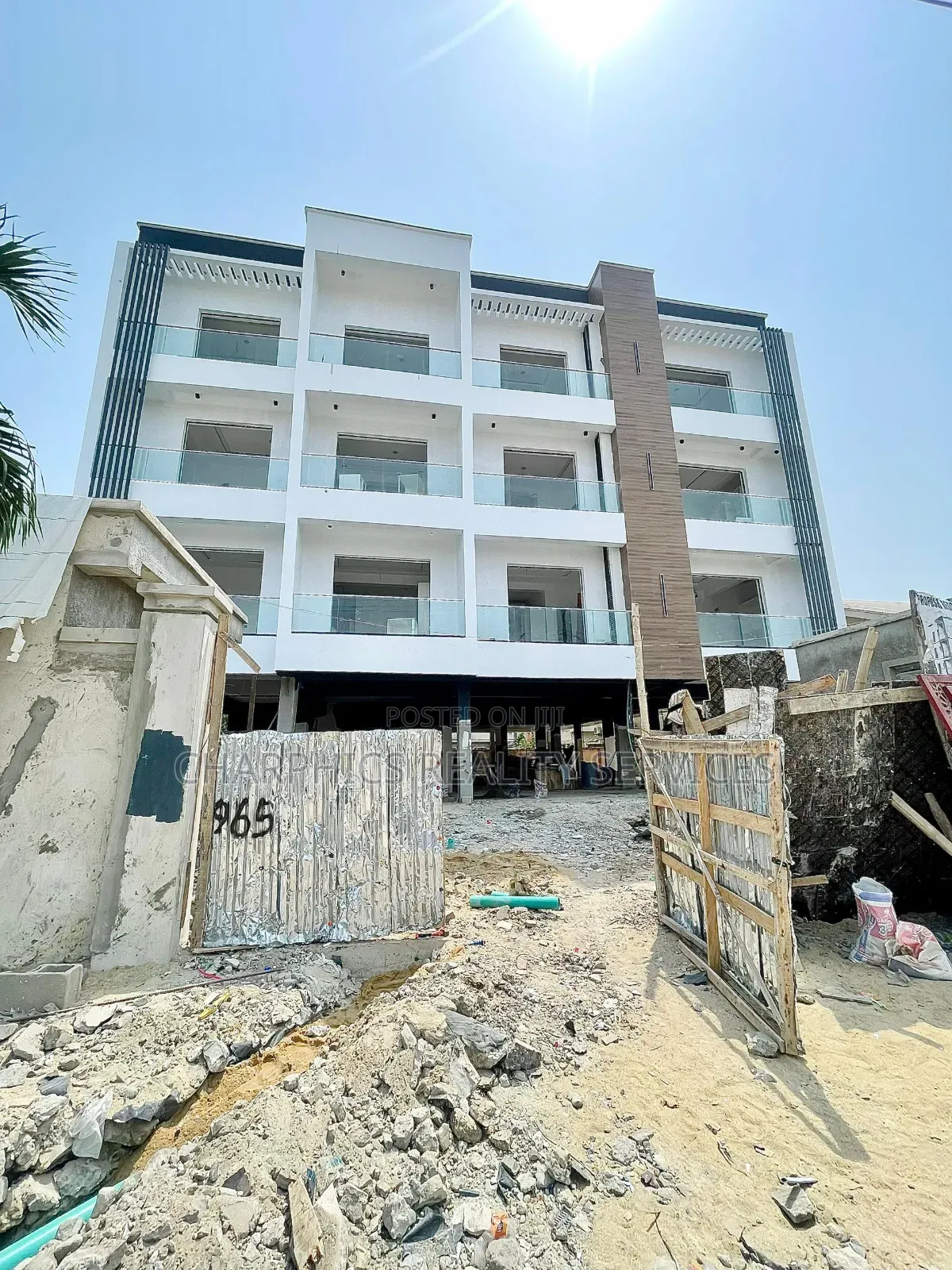 3bdrm Apartment in Lekki Phase 1 for sale in Lekki Phase 1