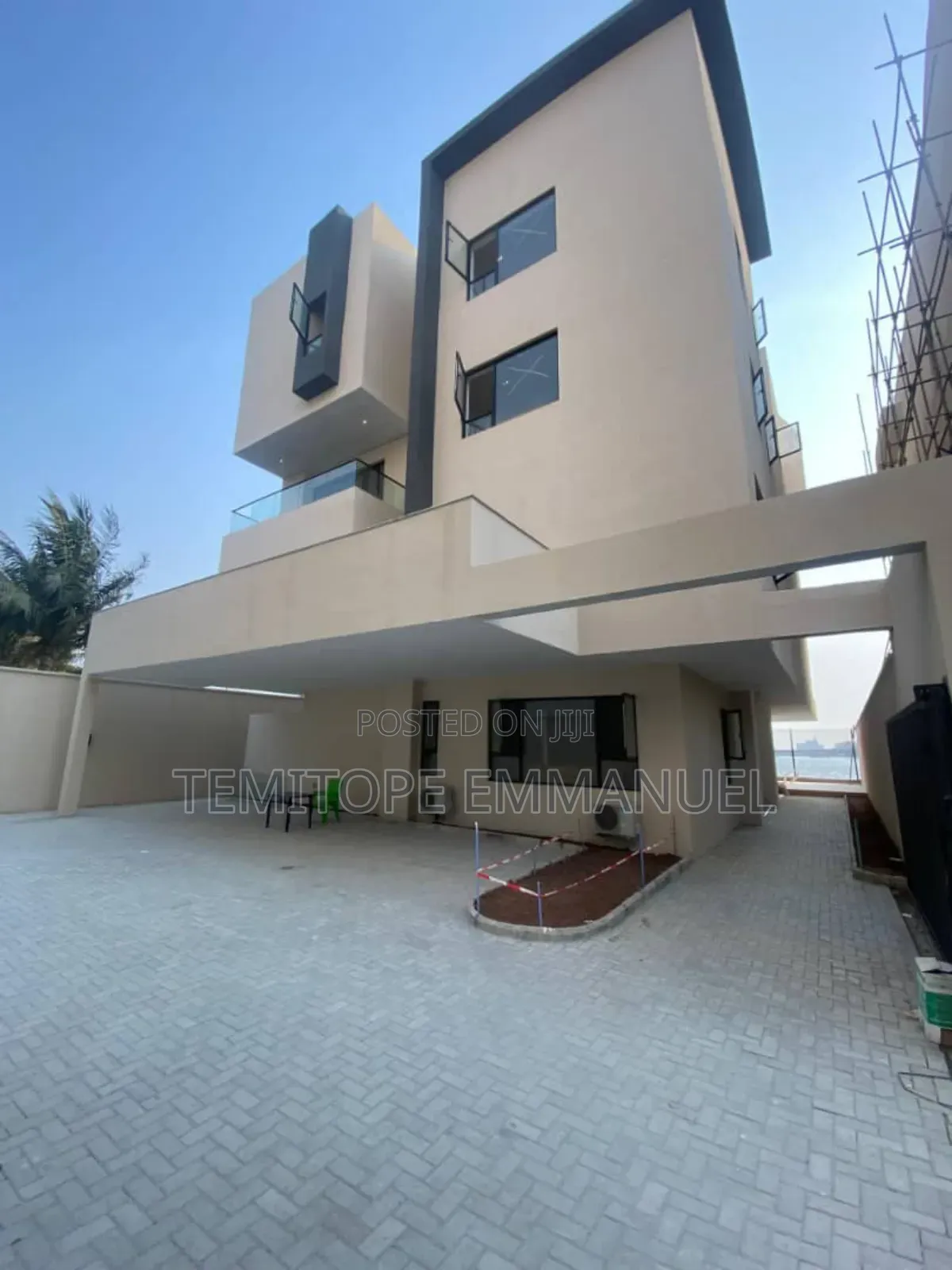Furnished 6bdrm Duplex in Banana Island Estate for sale in Banana Island