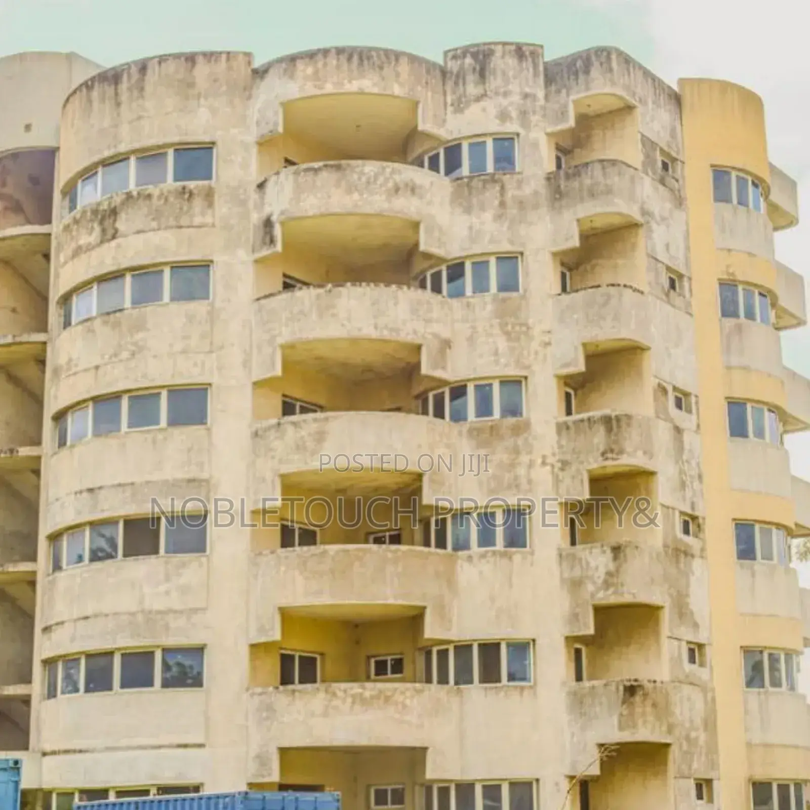 3bdrm Block of Flats in Apapa Lagos for sale in Apapa