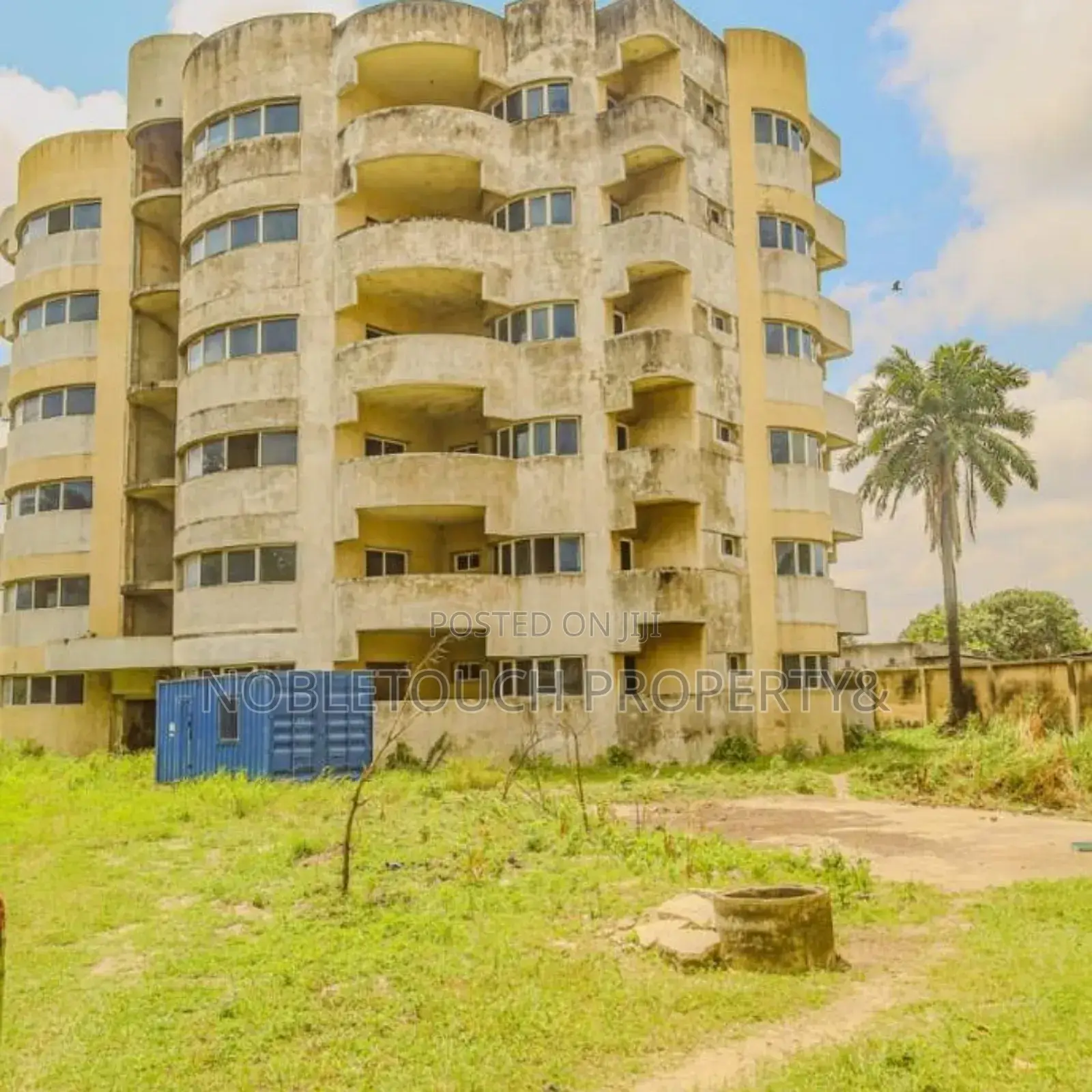 3bdrm Block of Flats in Apapa Lagos for sale in Apapa