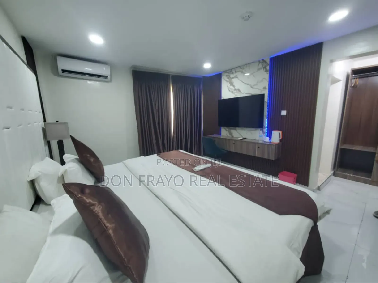 82 Rooms Hotel With Hall,Pool,Gym for Sale at Lekki Phase 1 in Lekki Phase 1