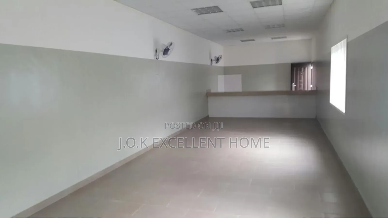 Clean Four(4) Bay Warehouses (8309sqm) With Offices, Apapa in Amuwo-Odofin