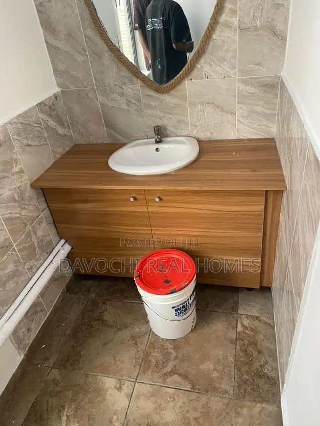 Fullu Furnished 4 Rooms for Office Space in Lekki Phase 1