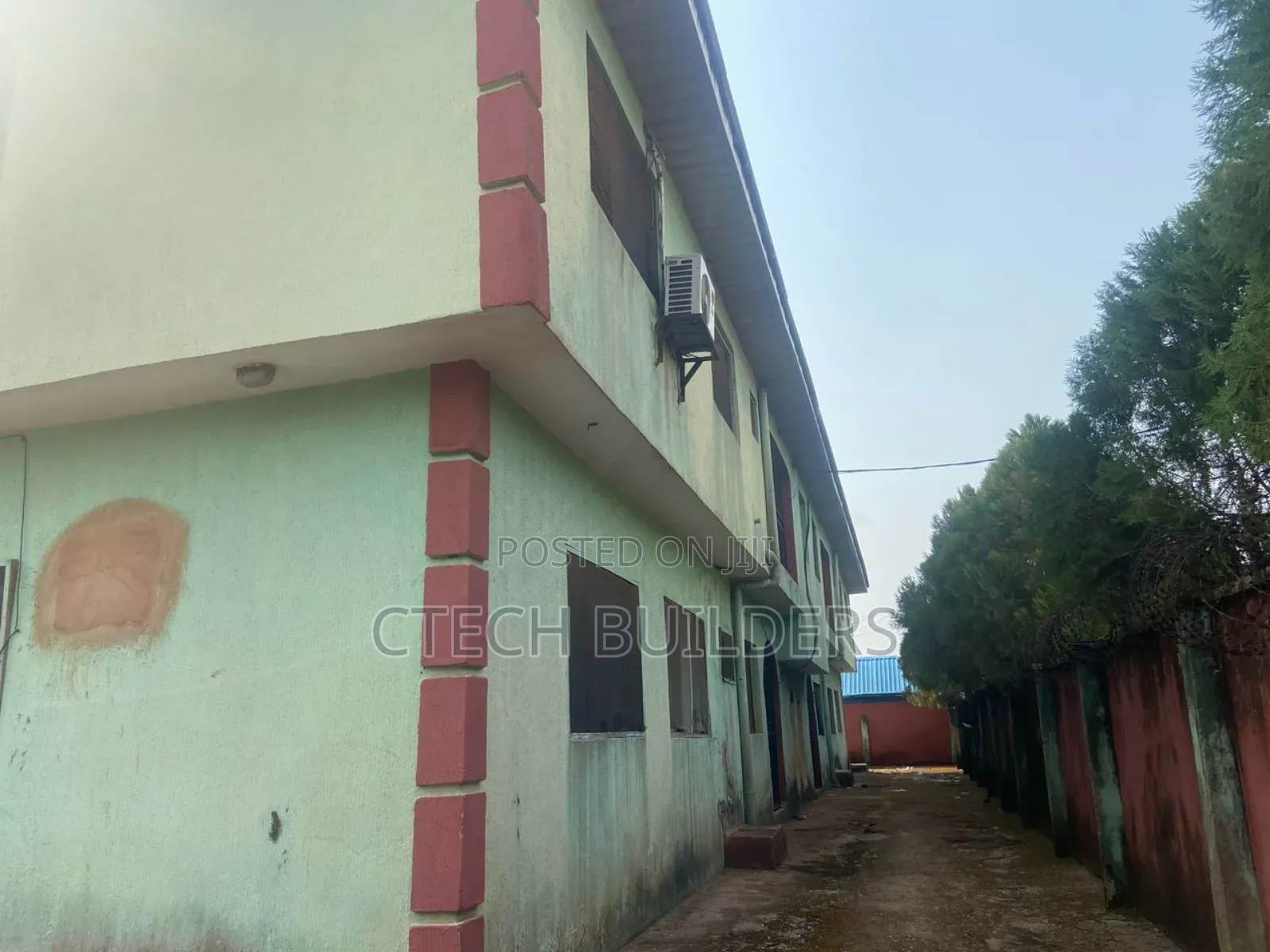 12bdrm Block of Flats in Benin City for sale in Benin City