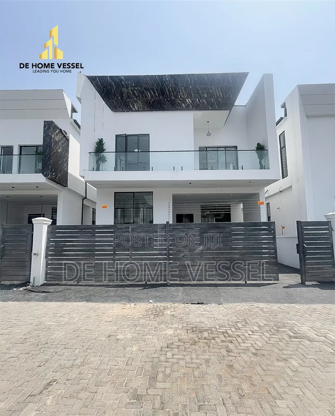 4bdrm Duplex in Lekki for sale in Lekki