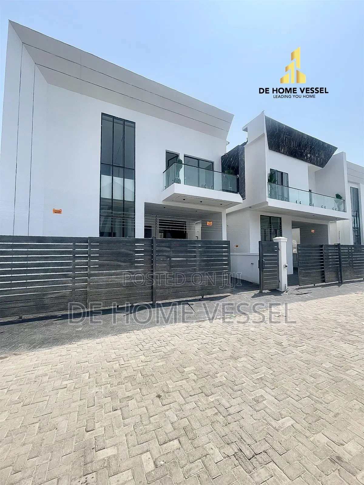 4bdrm Duplex in Lekki for sale in Lekki