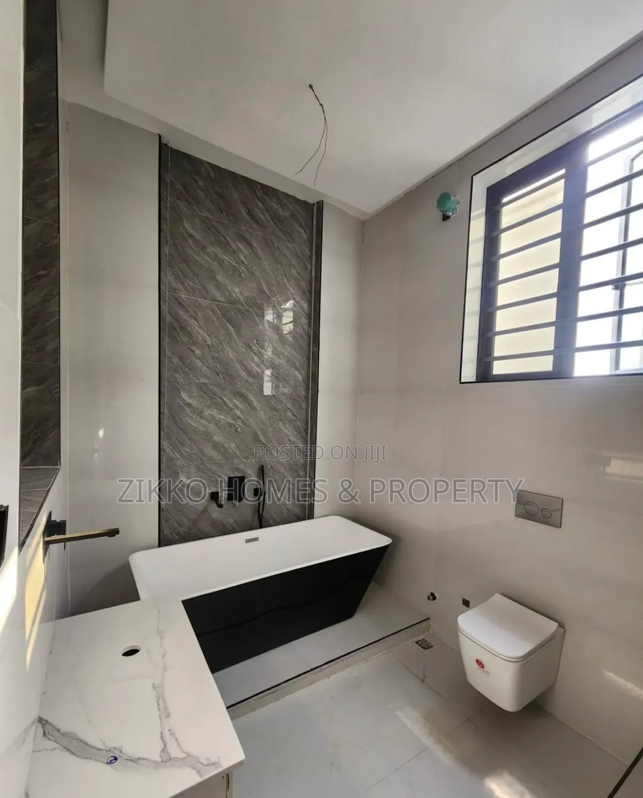 5bdrm Duplex in Ajah for sale in Ajah