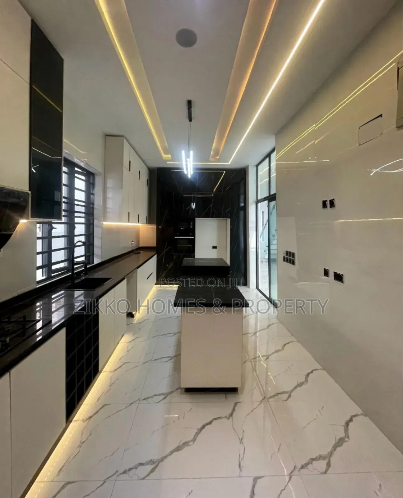 5bdrm Duplex in Ajah for sale in Ajah