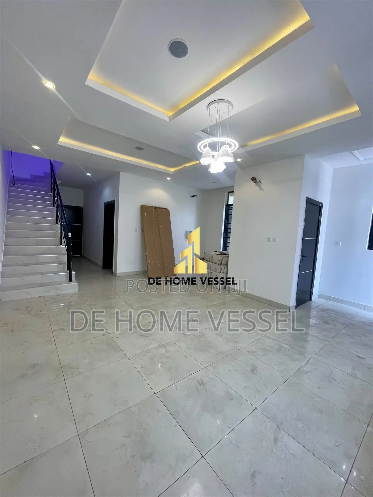 4bdrm Duplex in Chevron for sale in Chevron