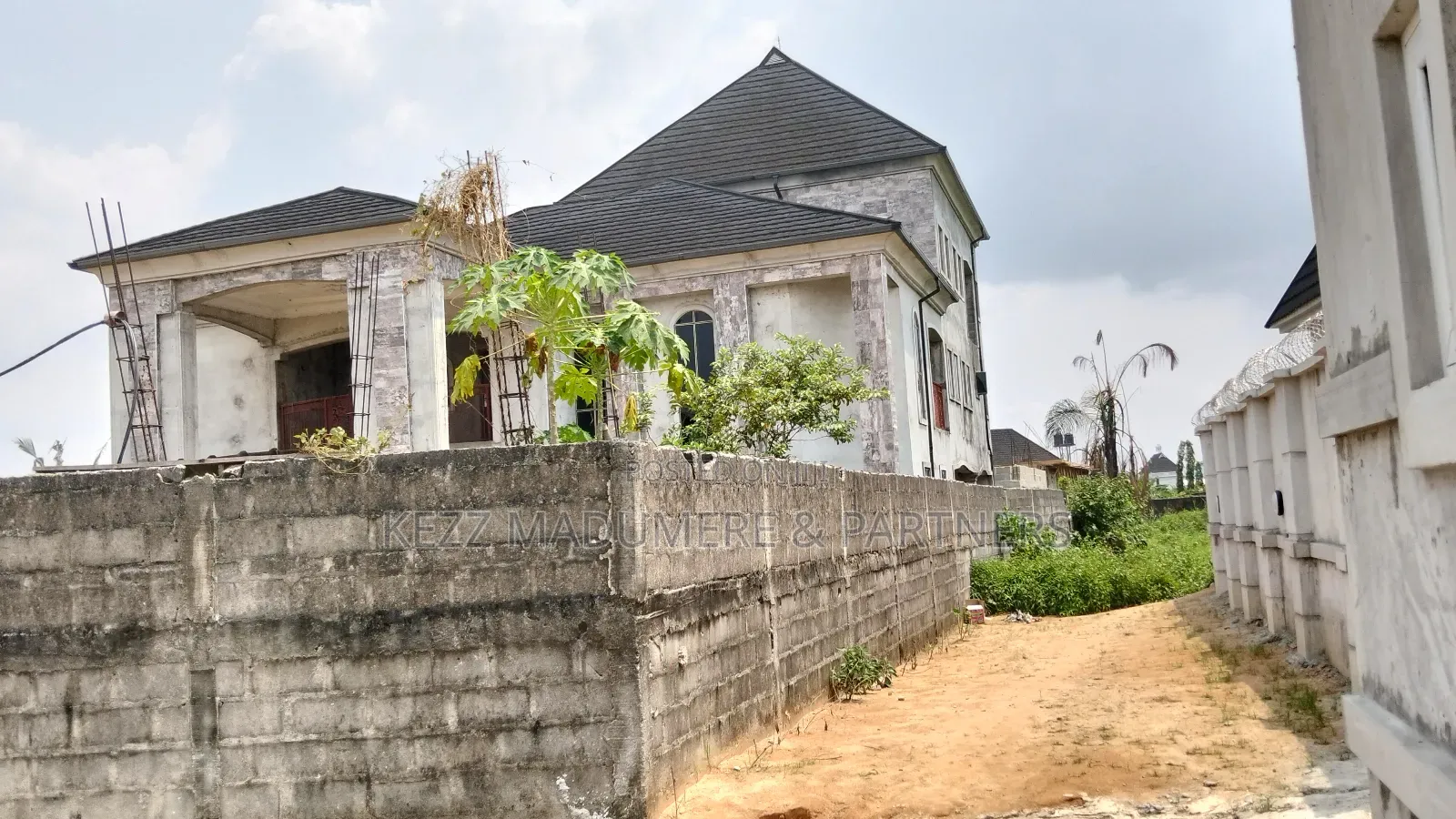 4bdrm Duplex in Unity Estate Eliozu for sale in Eliozu