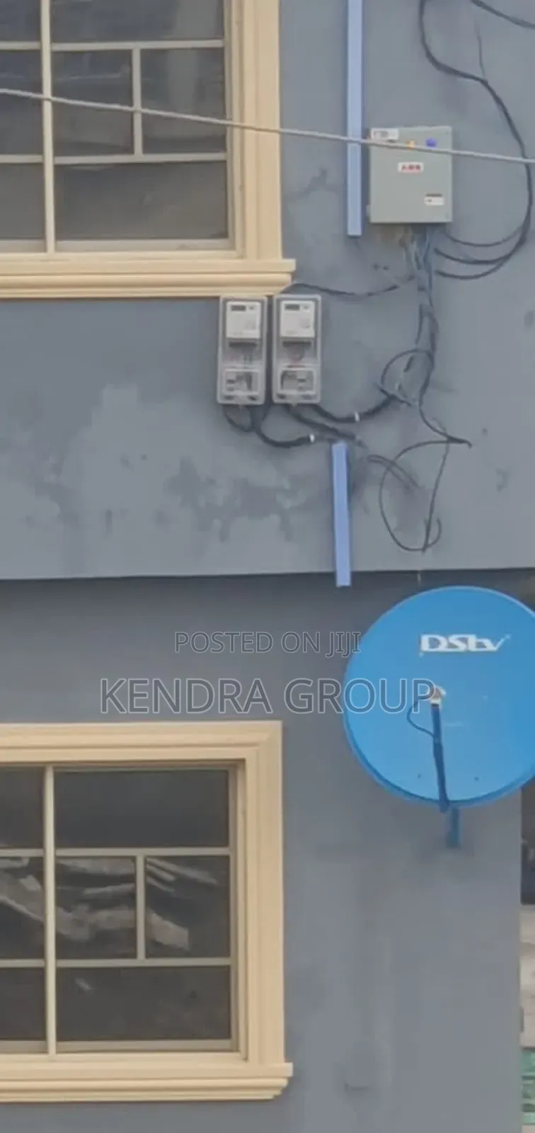 2bdrm Block of Flats in New Town, Ojokoro, Agric for sale in Agric