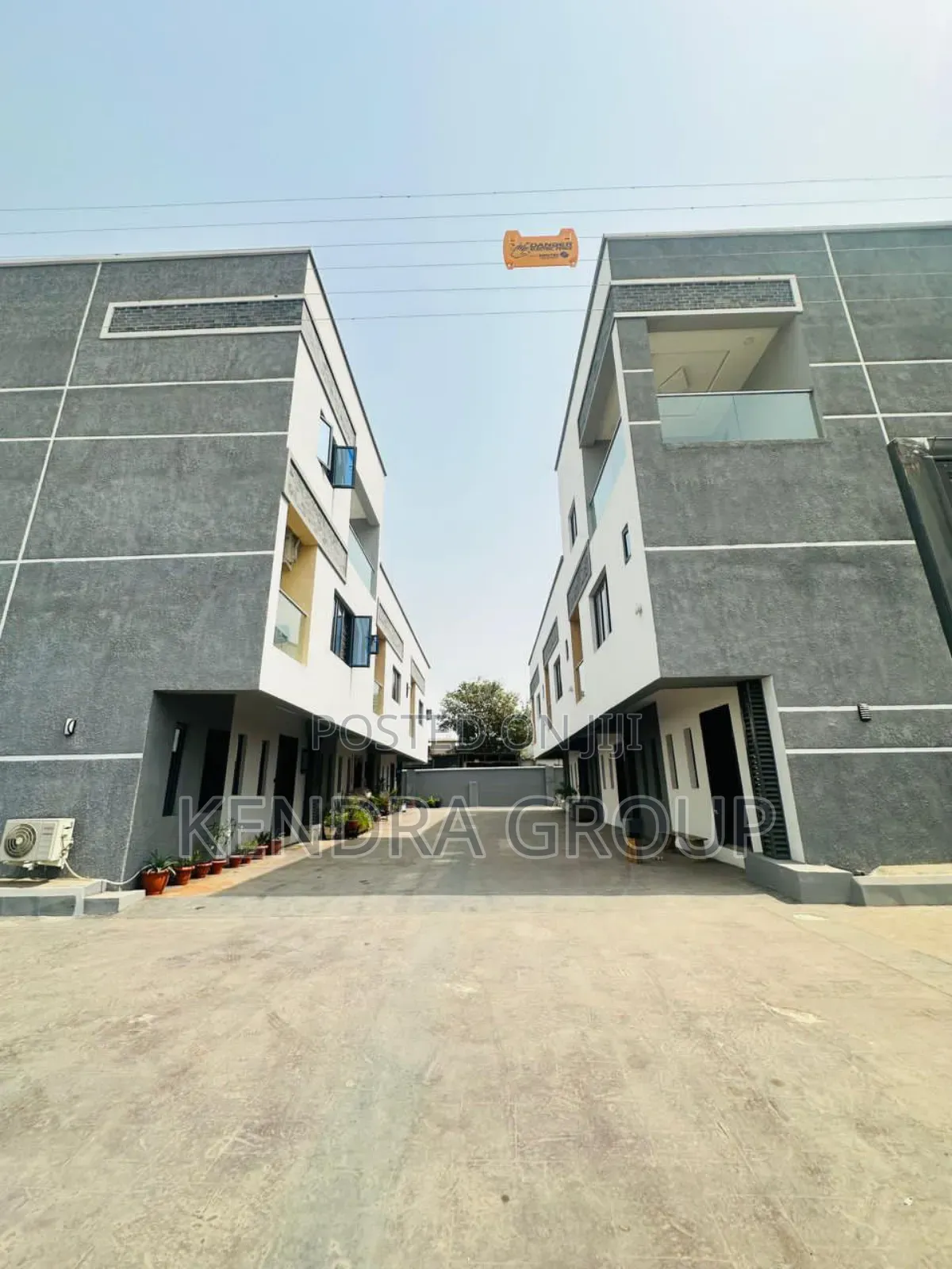 Furnished 3bdrm Duplex in Ilupeju Estate for rent in Ilupeju