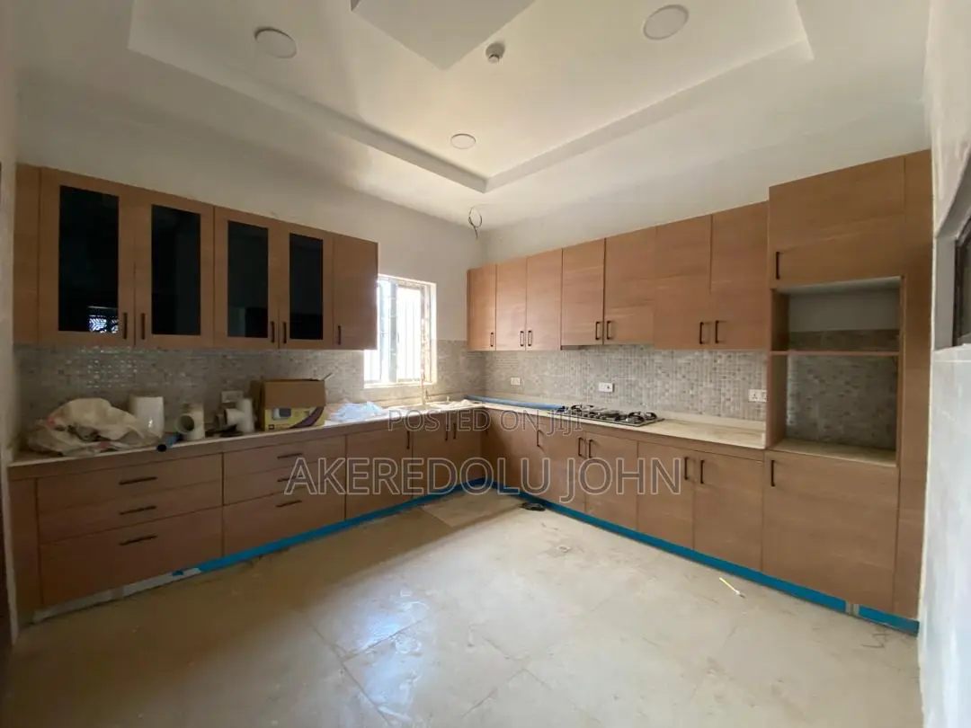 4bdrm Townhouse/Terrace in Katampe Extension for sale in Katampe Extension
