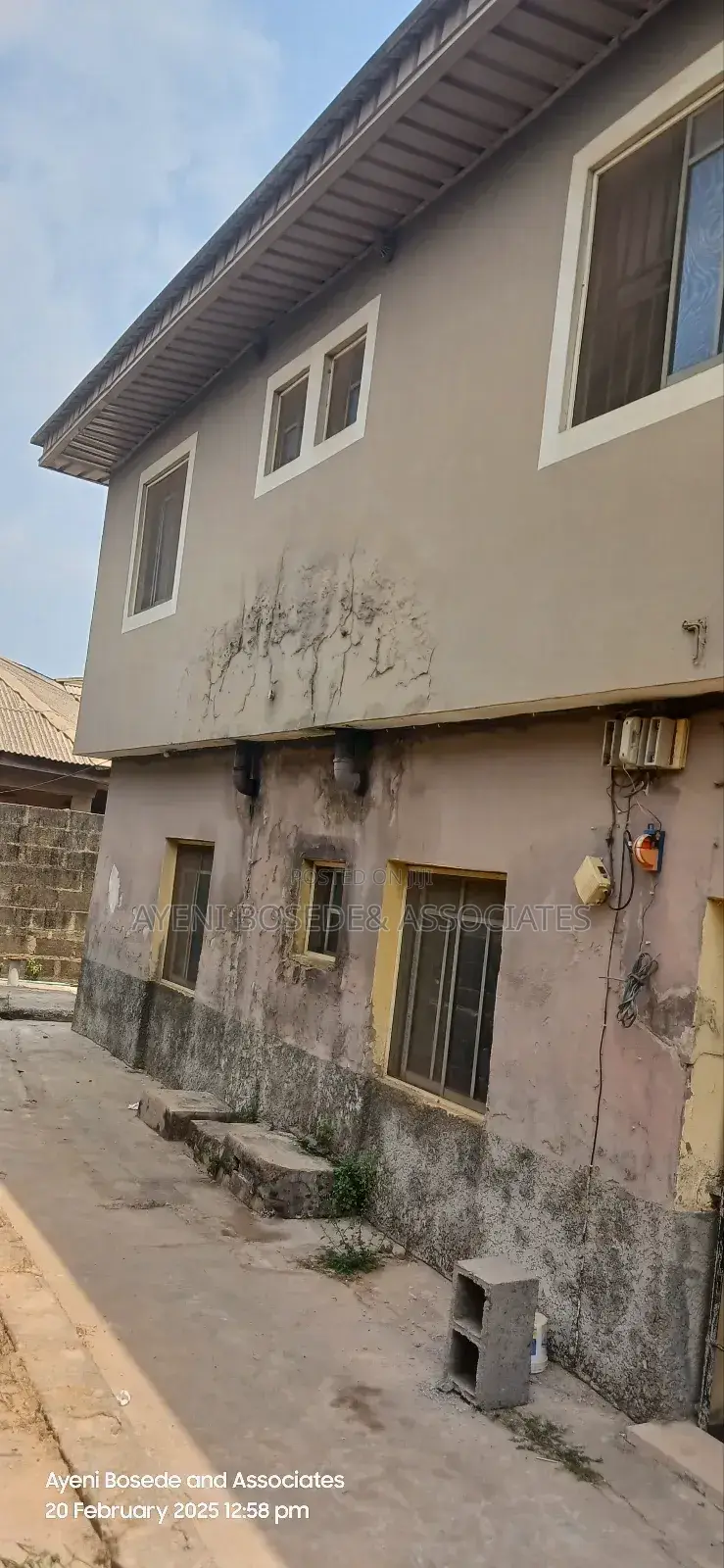 Two Buildings One Completed And The Other At Lintel Level in Obafemi-Owode