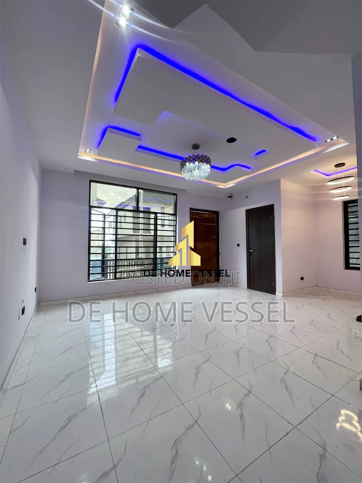 4bdrm Duplex in Ikota for sale in Ikota