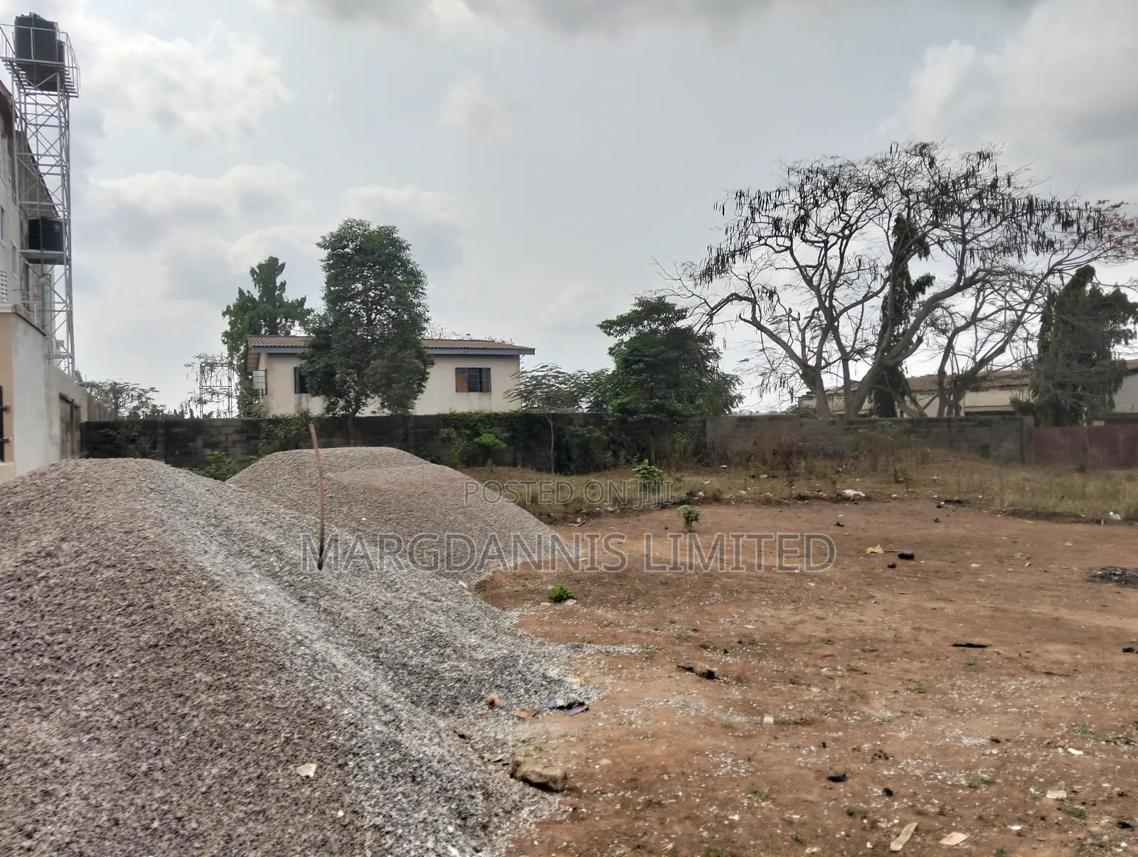 For Sale, Fenced 37 Acres 2 Bay Warehouse, Ota Road, Ogun in Ado-Odo/Ota