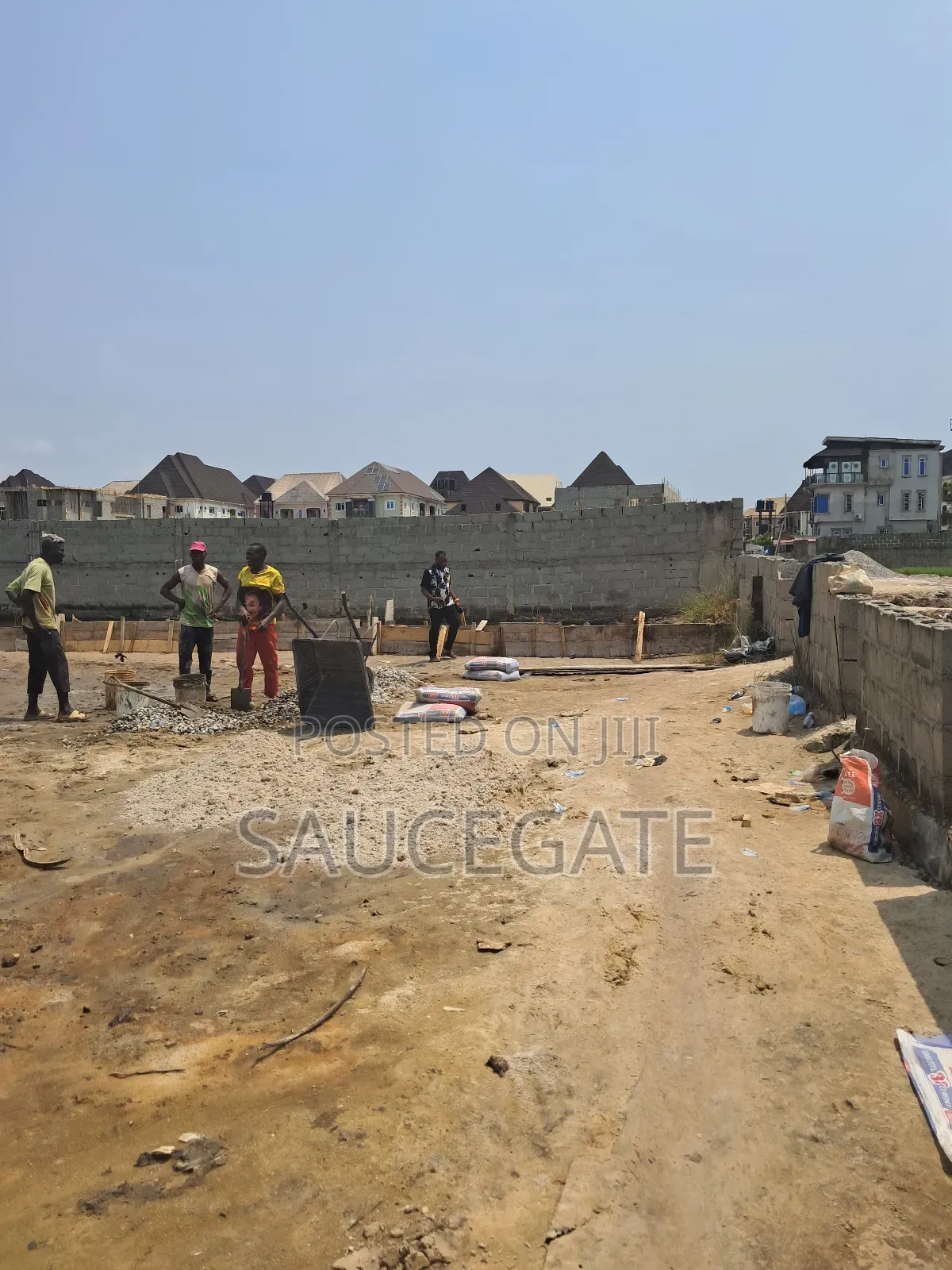 Land Fenced Sand Filled Global C of O 4 Plots Together in Satellite Town