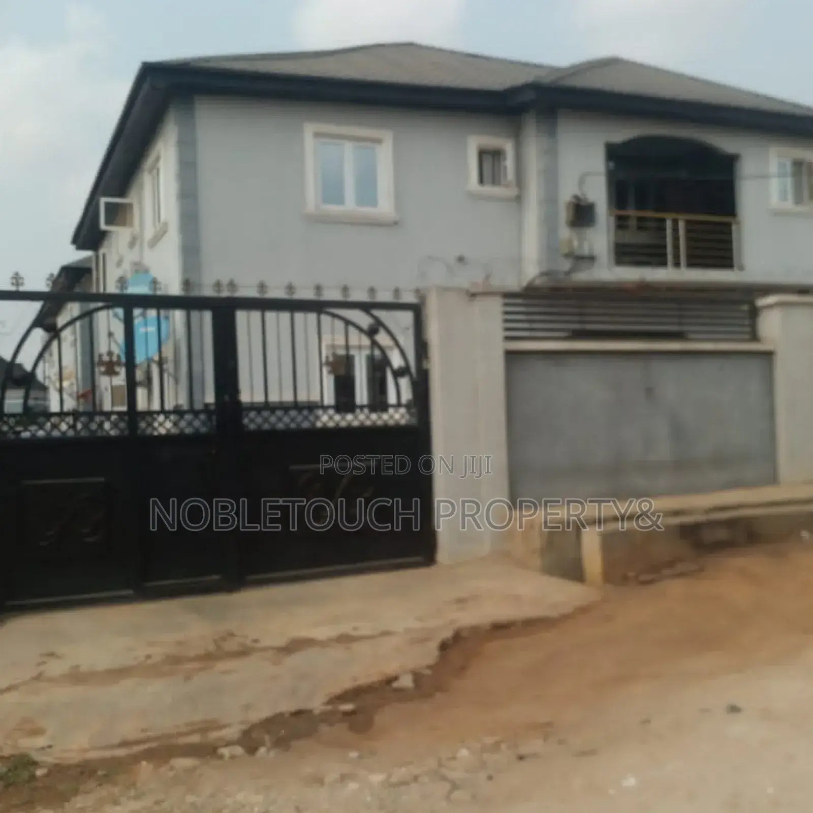 3bdrm Block of Flats in Baruwa Ipaja Lagos for sale in Baruwa