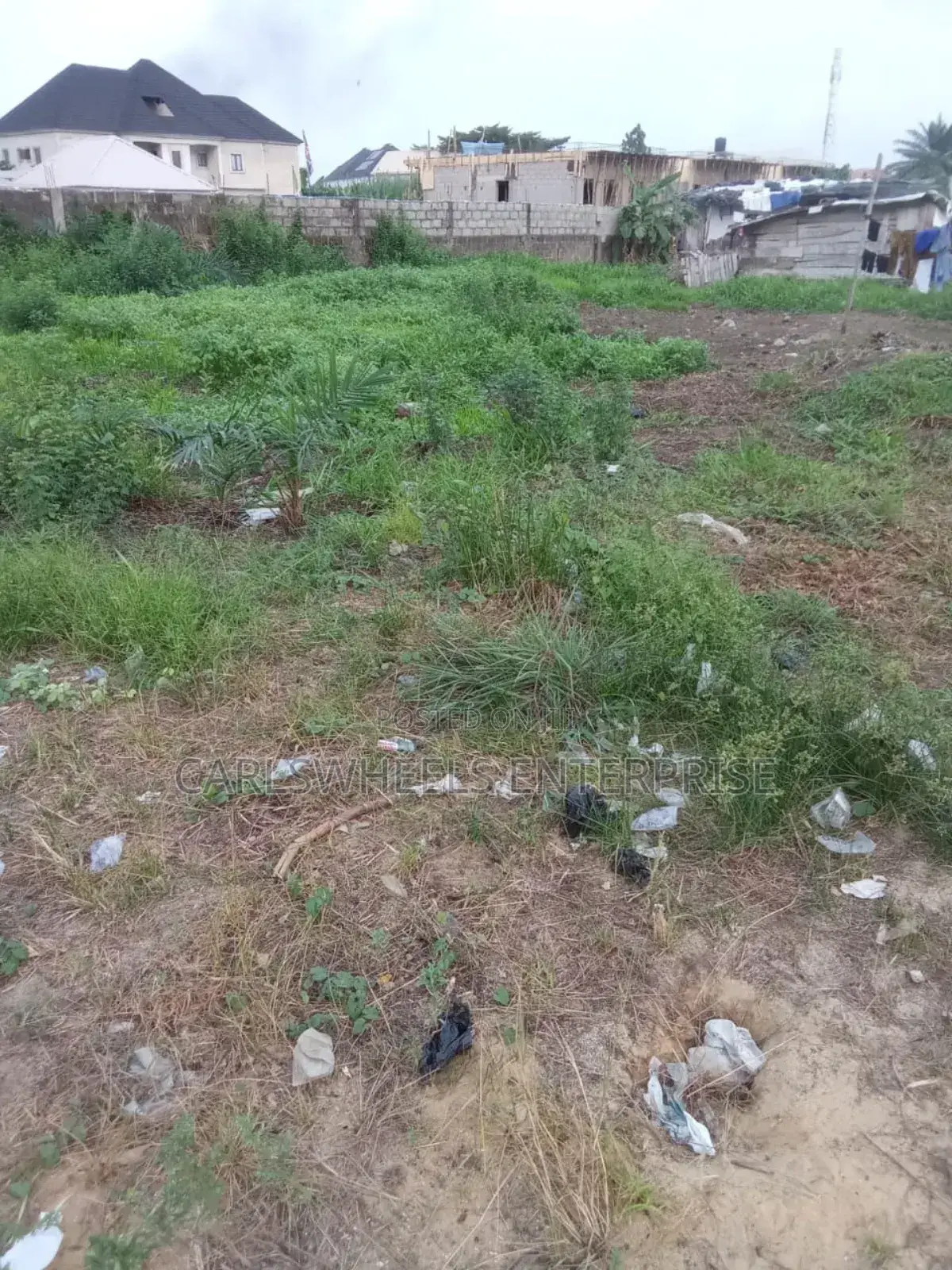 4plots of Dry Land at Back of Lagos Business School Ajah . in Olokonla