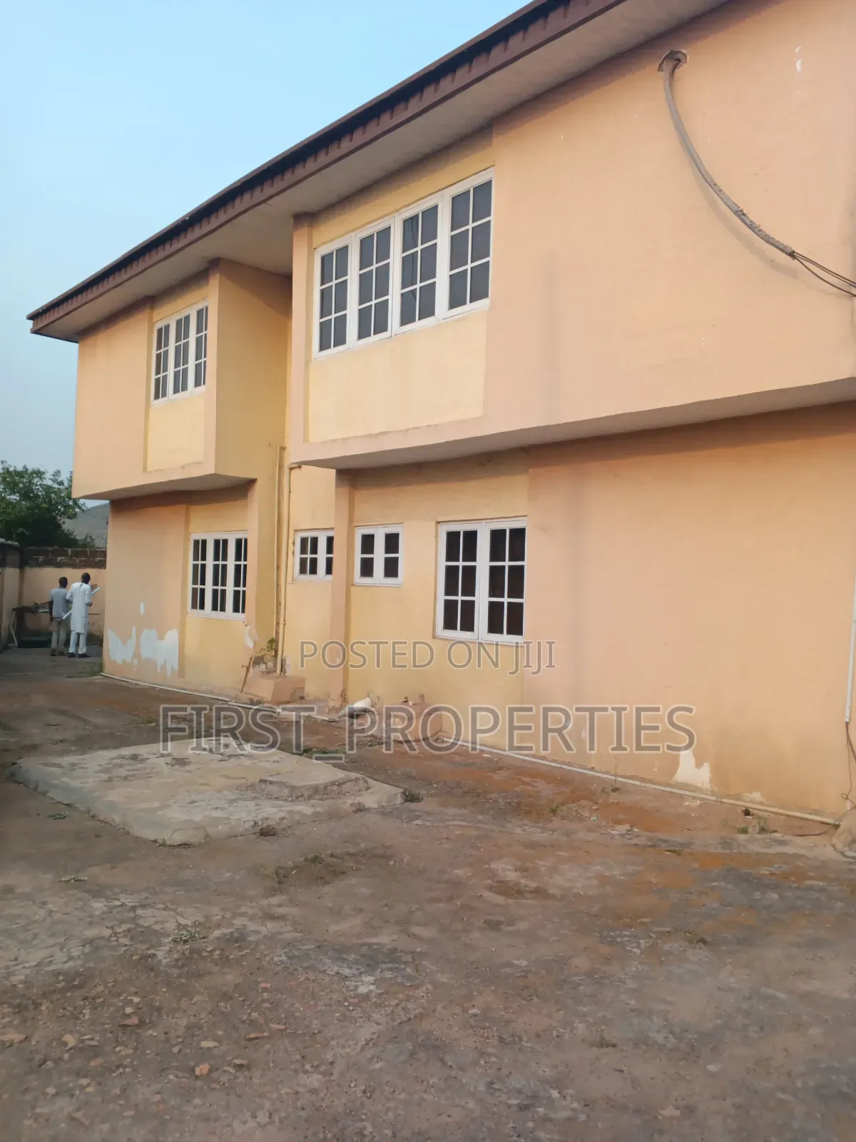10bdrm Duplex in Kogi Estate, Ibadan for sale in Ibadan