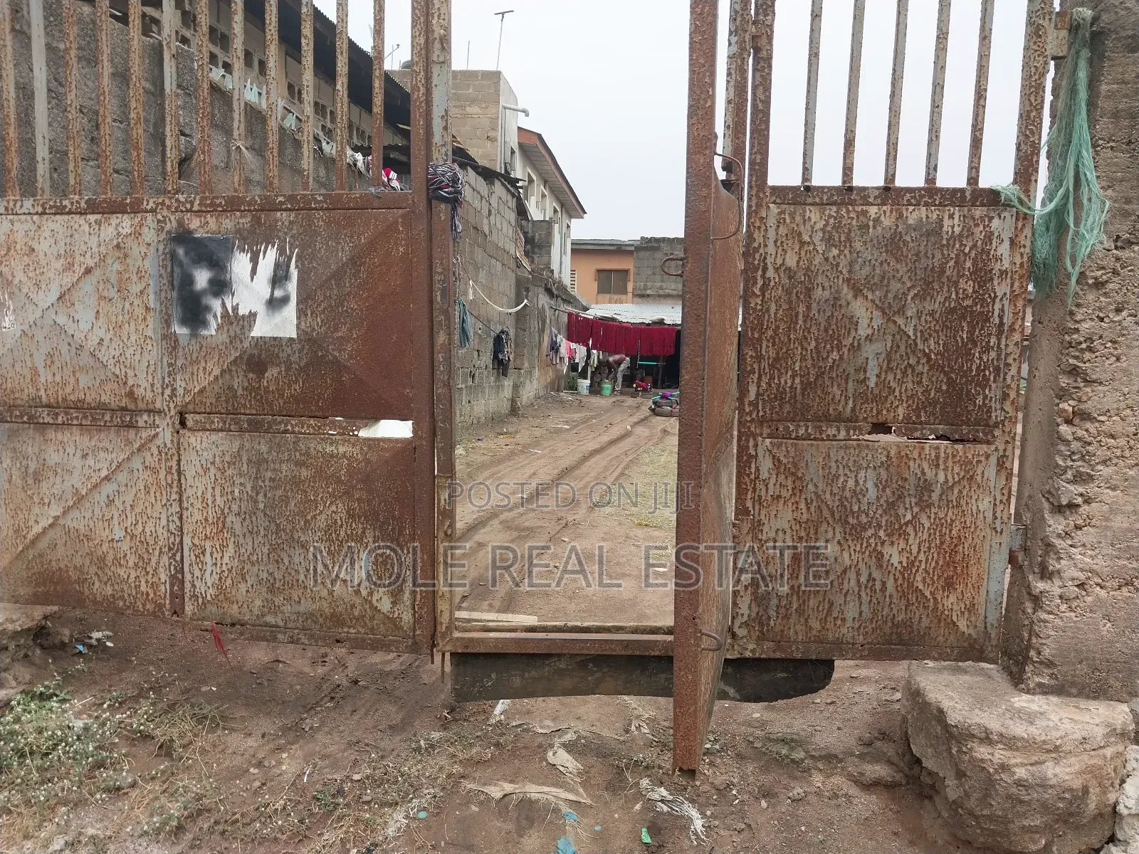 Full Plot of Land Fenced Gated By.Pako B/S Ikotun Iguando in Igando / Ikotun/Igando