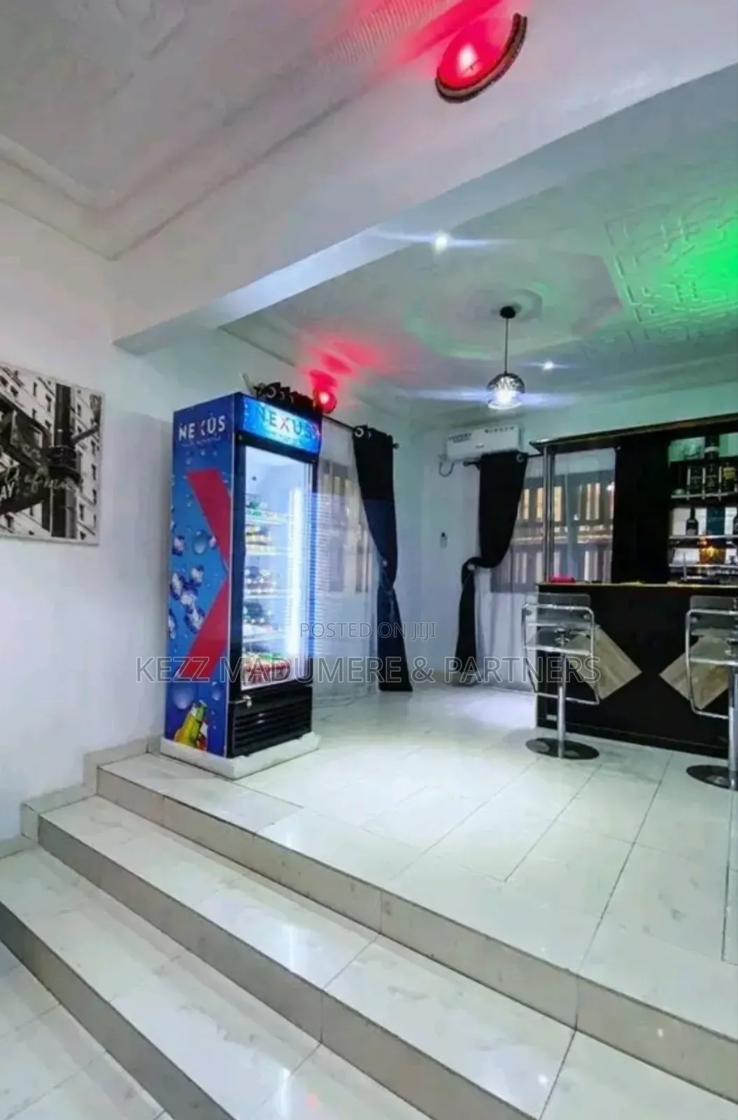 For Sale: 18 Rooms Hotel in Woji , Port Harcourt in Woji