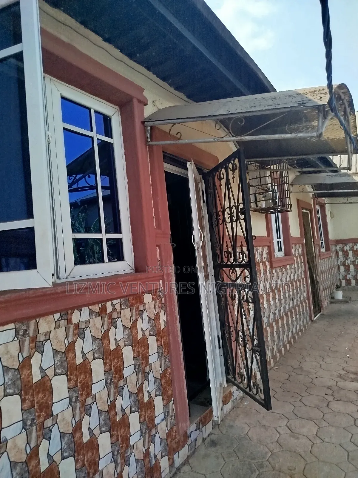 Service Apartment Tolet in Igando / Ikotun/Igando