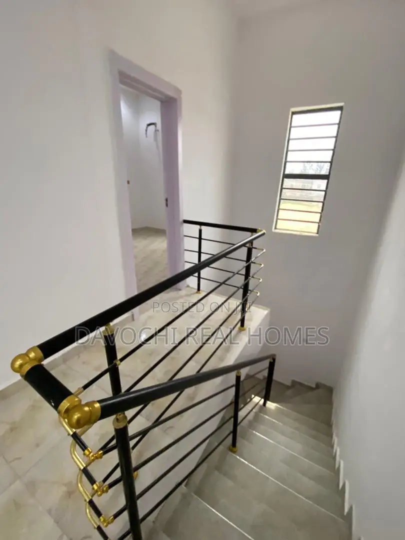 4bdrm Duplex in Ikota, Lekki for sale in Ikota