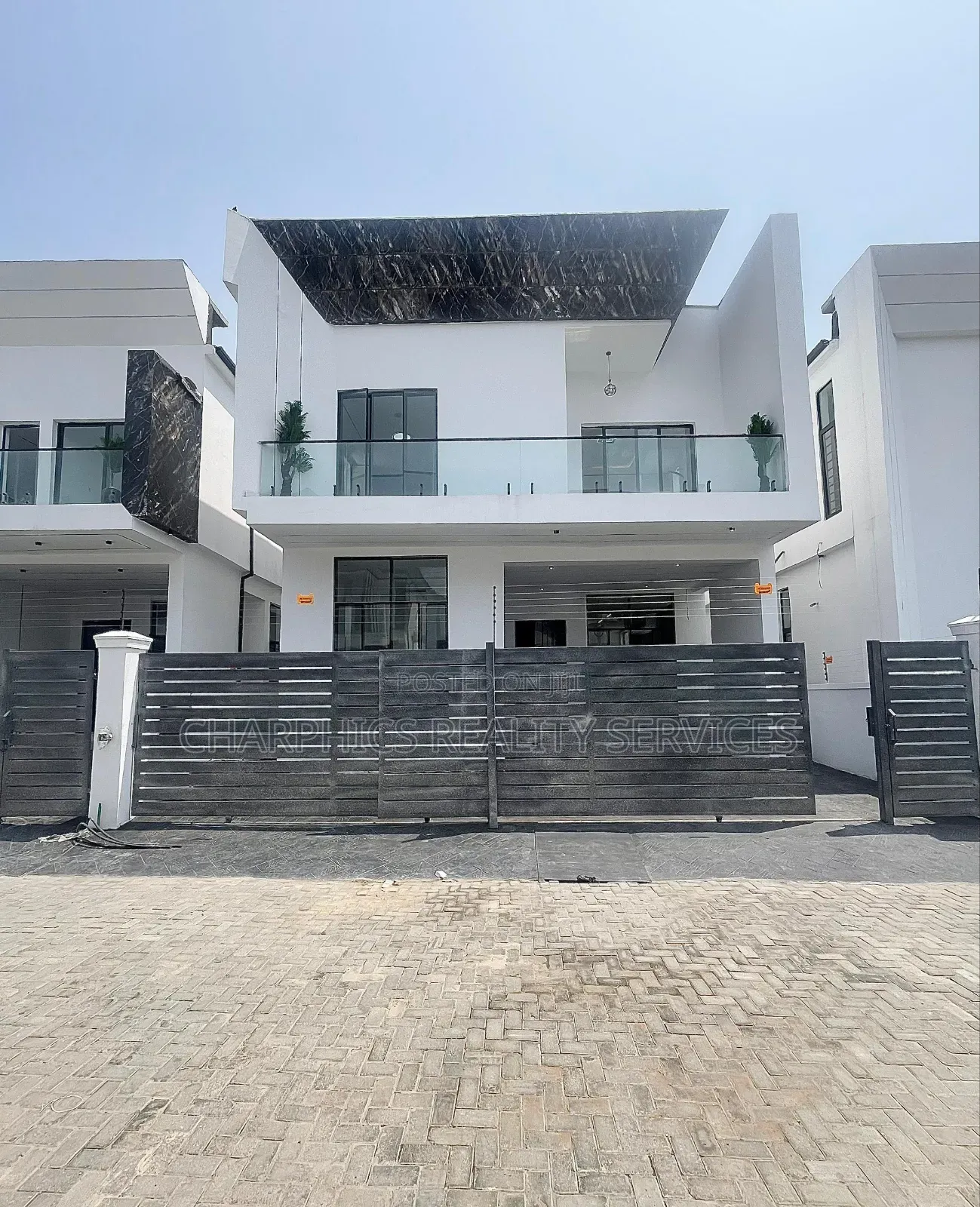 4bdrm Duplex in Lekki for sale in Lekki
