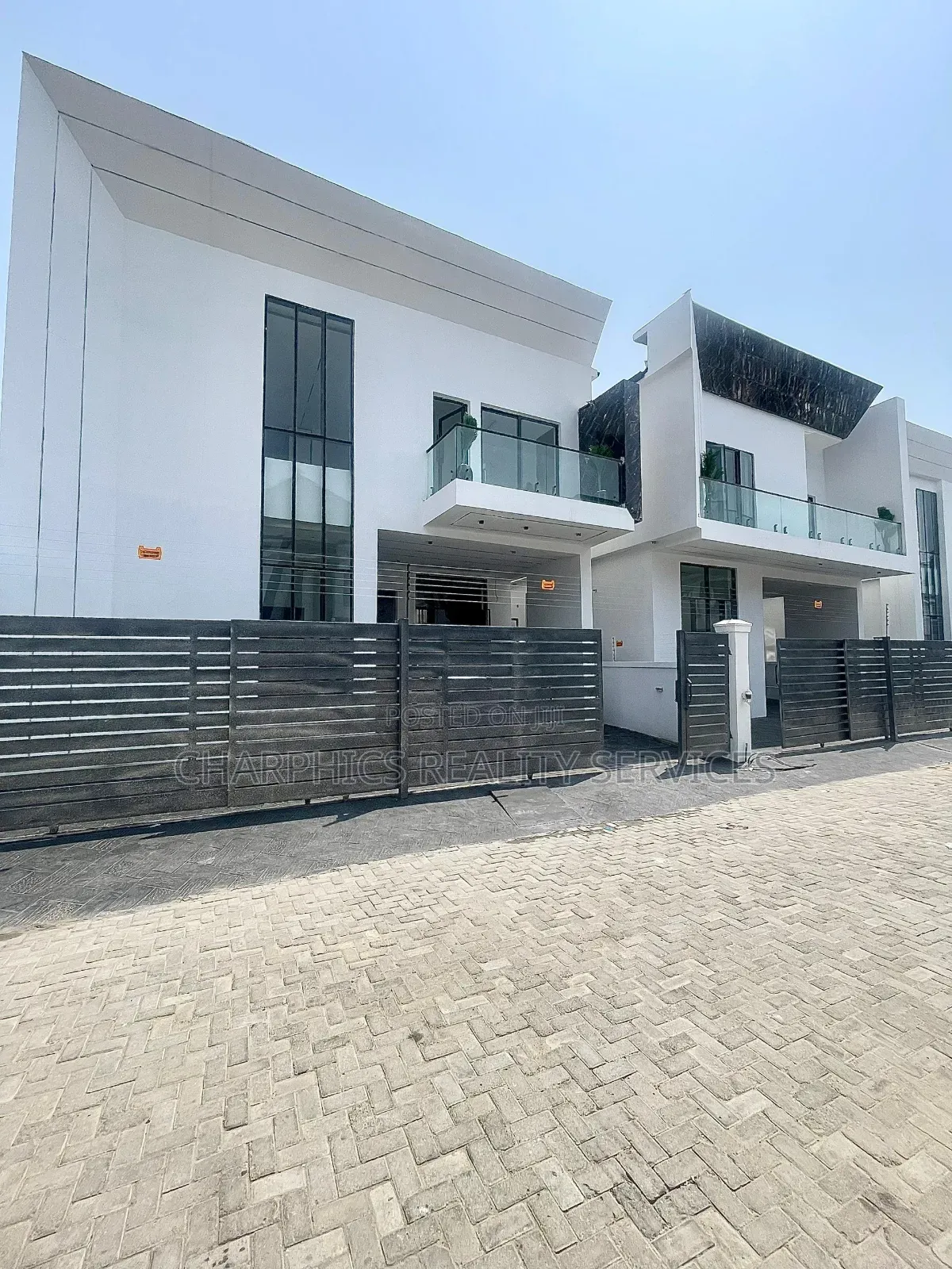 4bdrm Duplex in Lekki for sale in Lekki