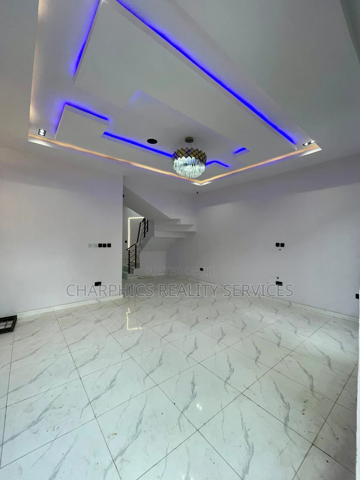 4bdrm Duplex in Ikota for sale in Ikota