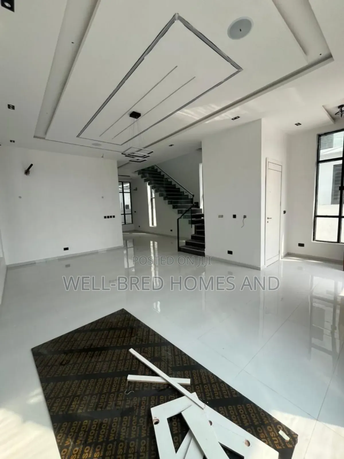 5bdrm Duplex in Chevron Lekki Lagos for sale in Chevron