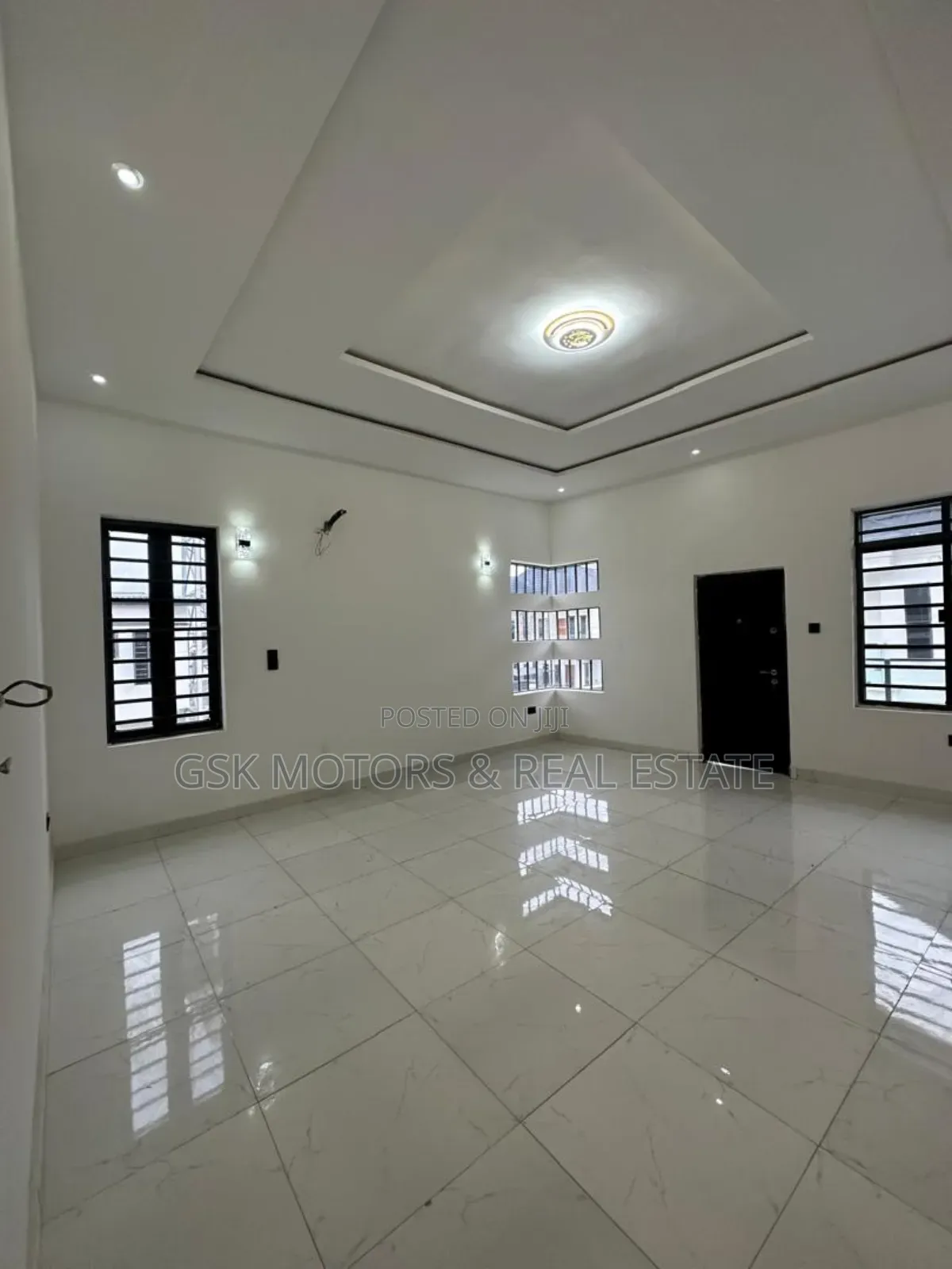 2bdrm Block of Flats in Ilasan for sale in Ilasan