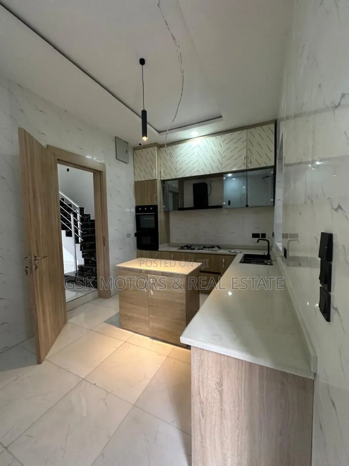 2bdrm Block of Flats in Ilasan for sale in Ilasan