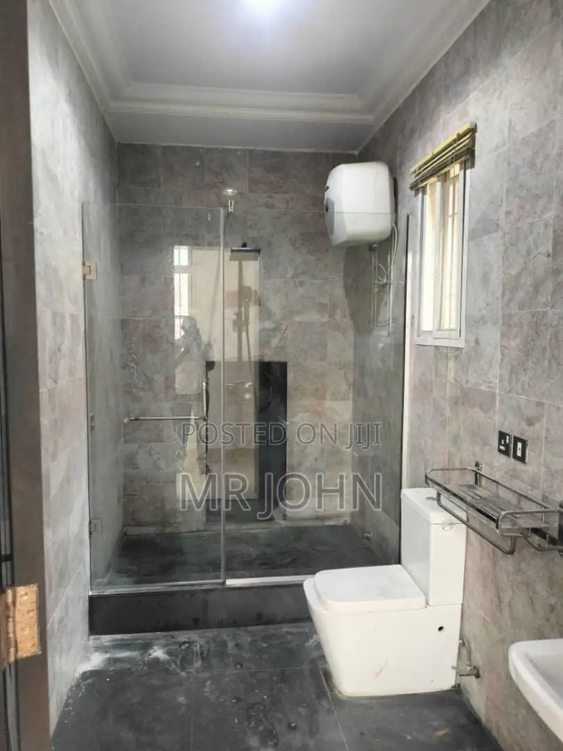 4bdrm Duplex in Banana Island for rent in Banana Island
