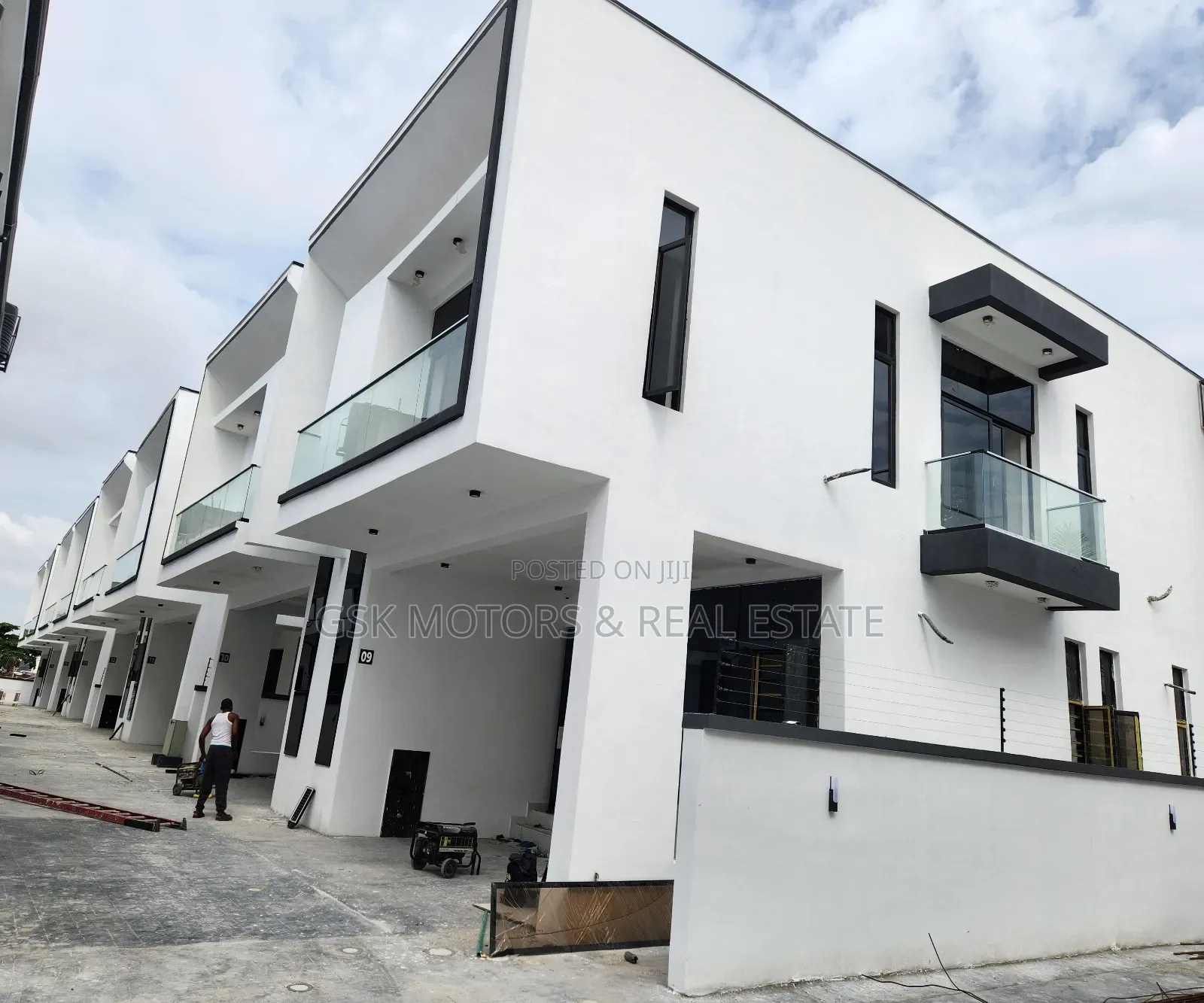 4bdrm Townhouse/Terrace In Illasan, Ilasan For Sale in Ilasan